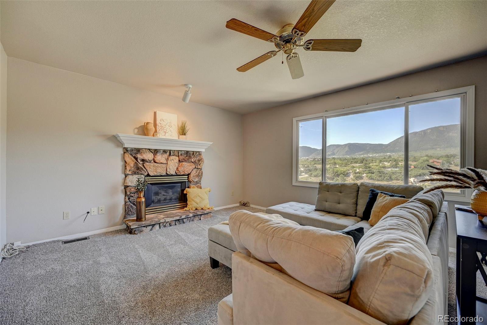 MLS Image #13 for 308  candletree circle,monument, Colorado