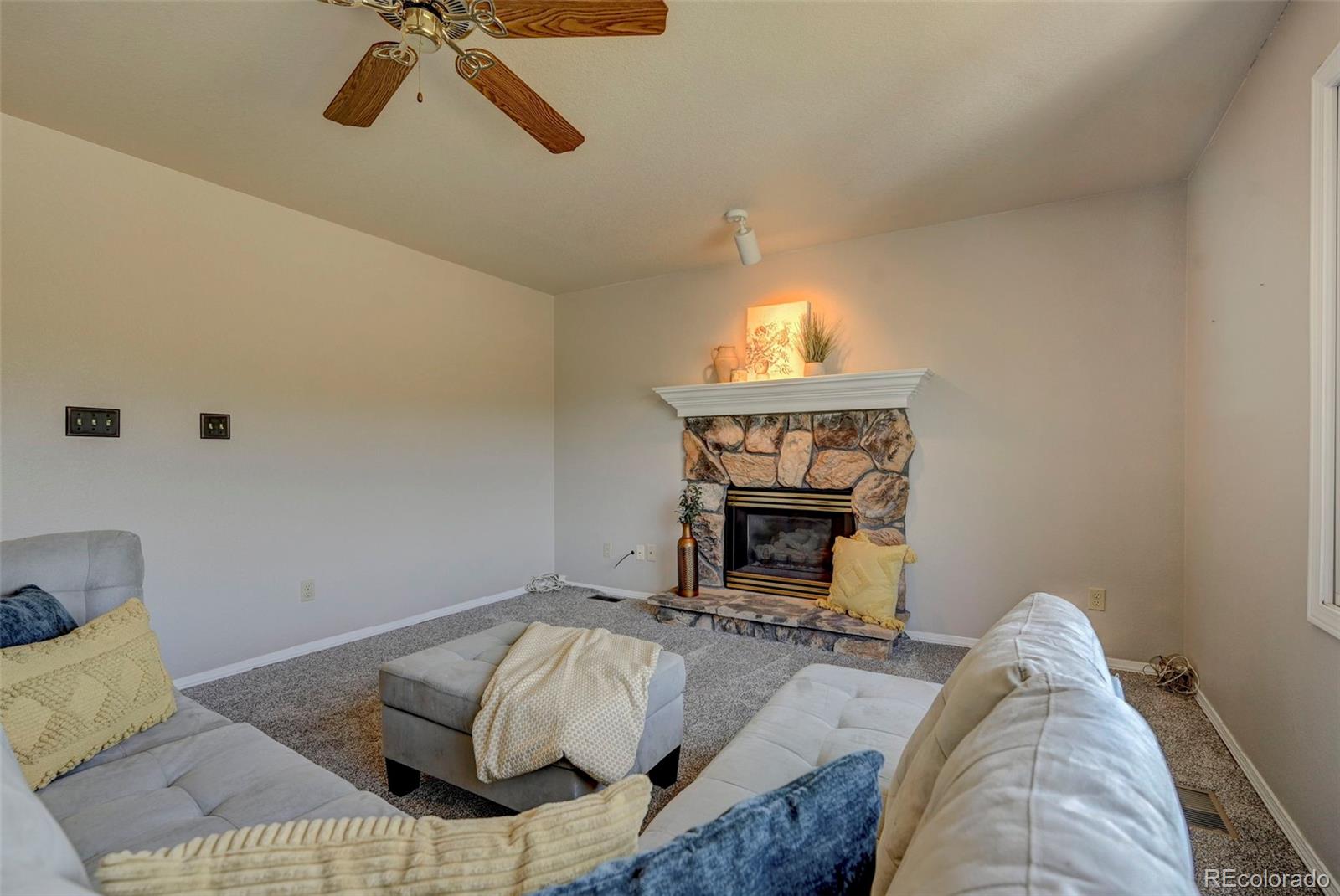 MLS Image #14 for 308  candletree circle,monument, Colorado