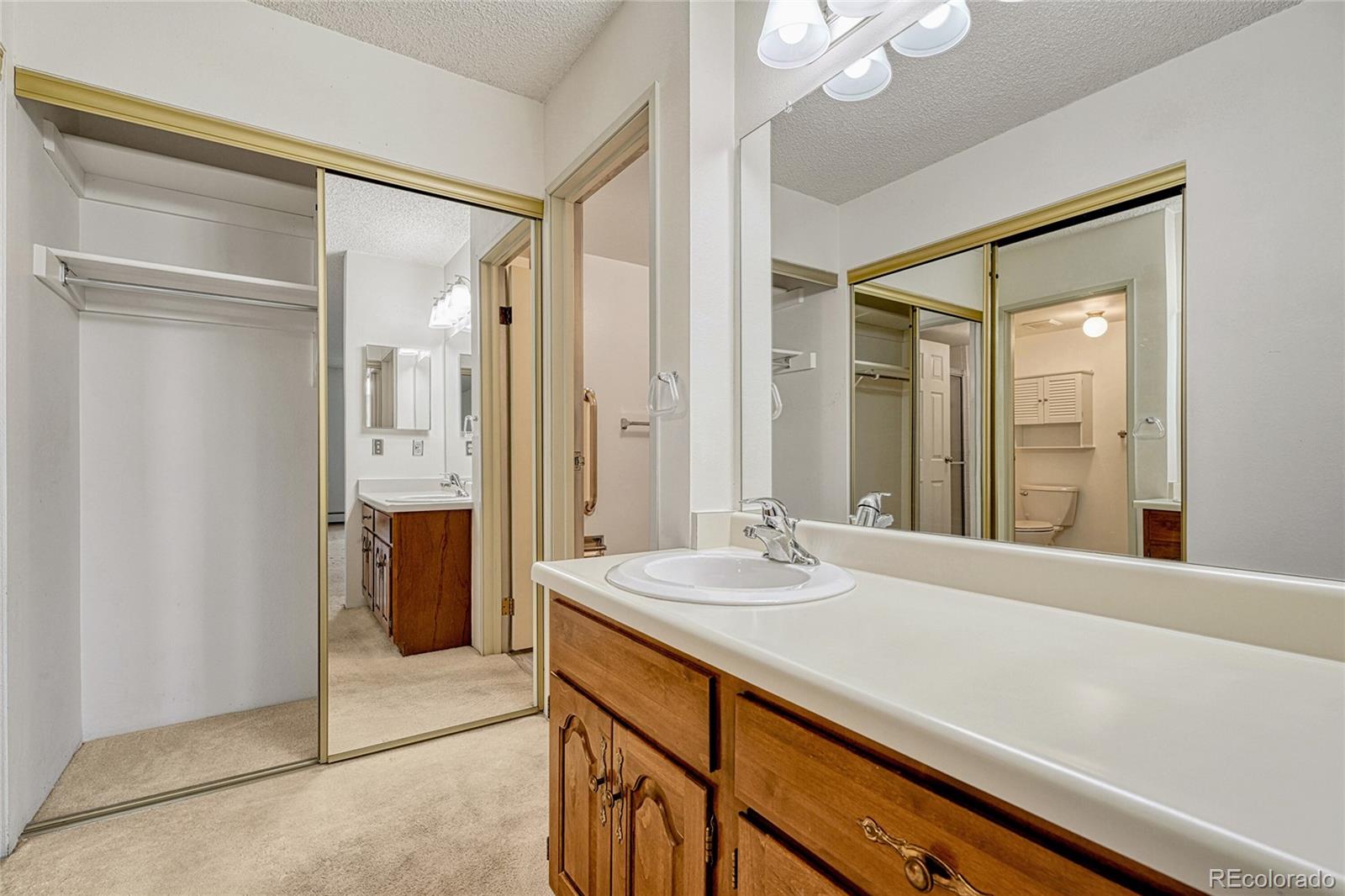 MLS Image #9 for 13991 e marina drive,aurora, Colorado