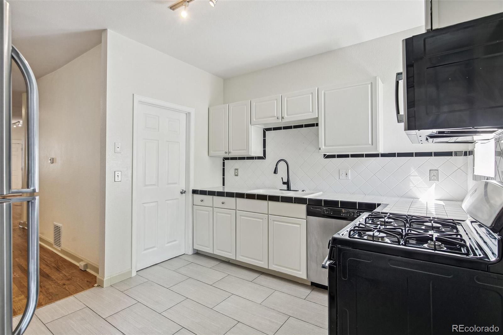 MLS Image #18 for 440 w 1st avenue ,denver, Colorado