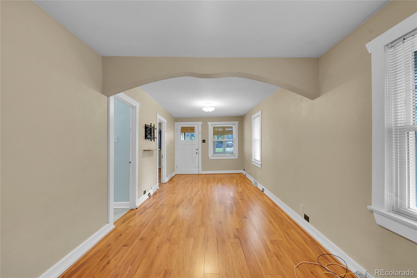 MLS Image #4 for 3067 s lincoln street,englewood, Colorado