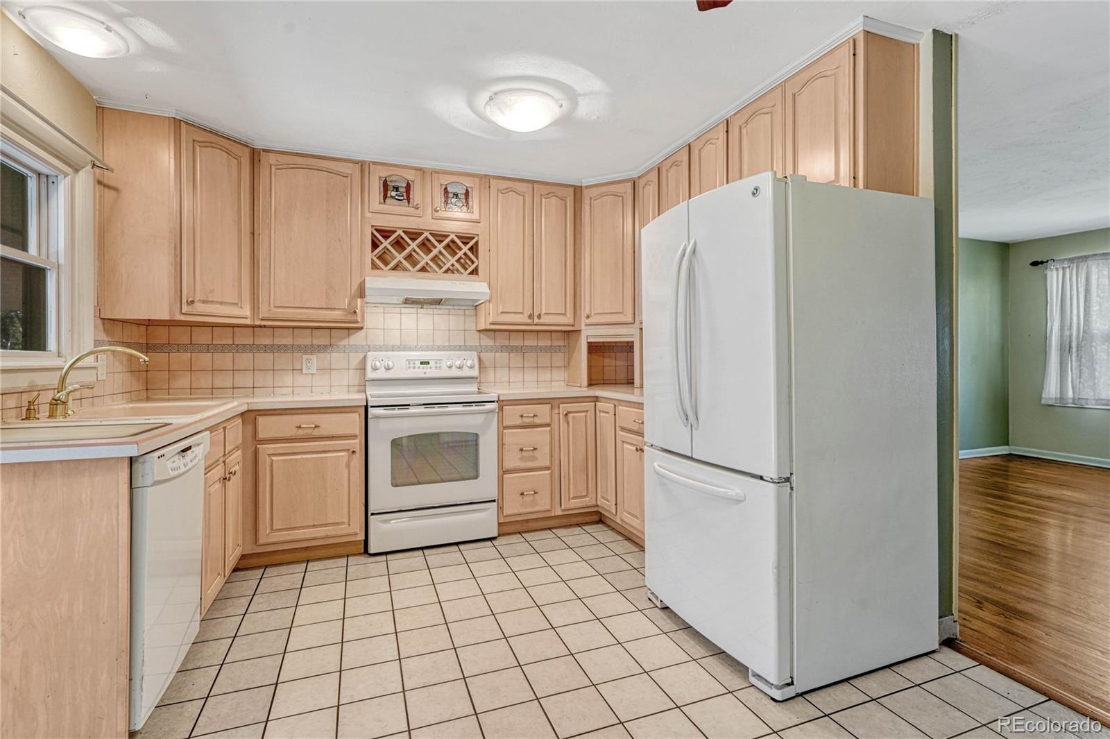 MLS Image #7 for 1838 n circle drive,colorado springs, Colorado