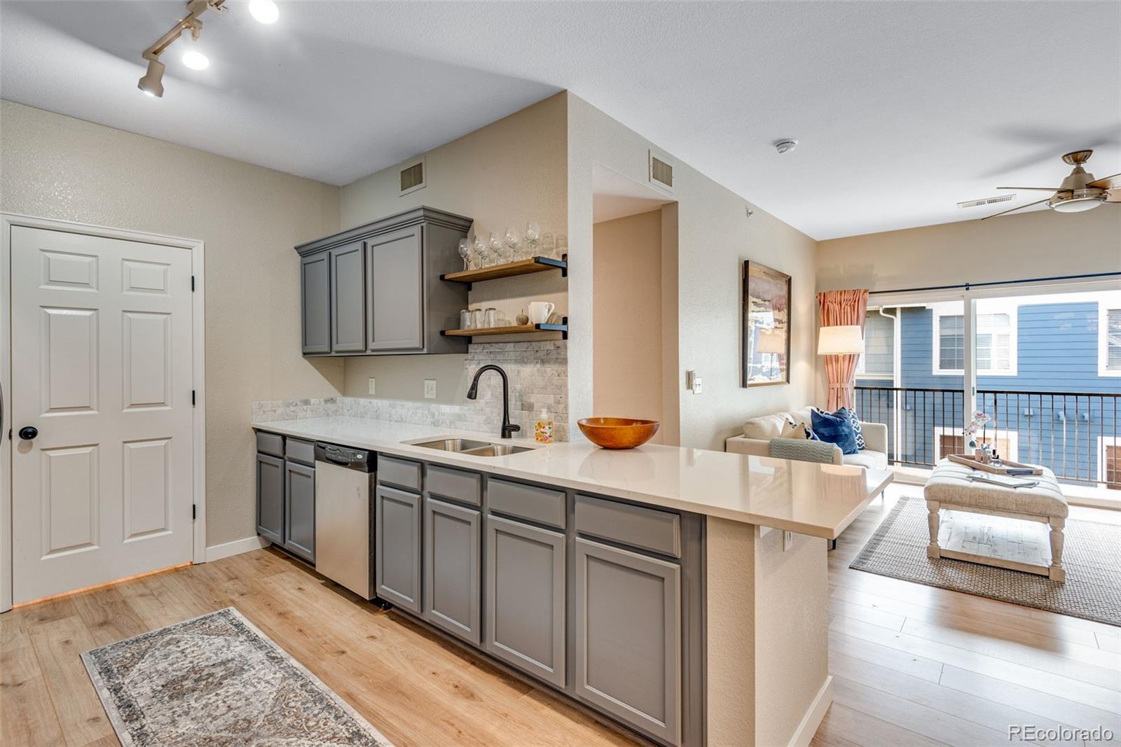 MLS Image #12 for 4451 s ammons street,littleton, Colorado