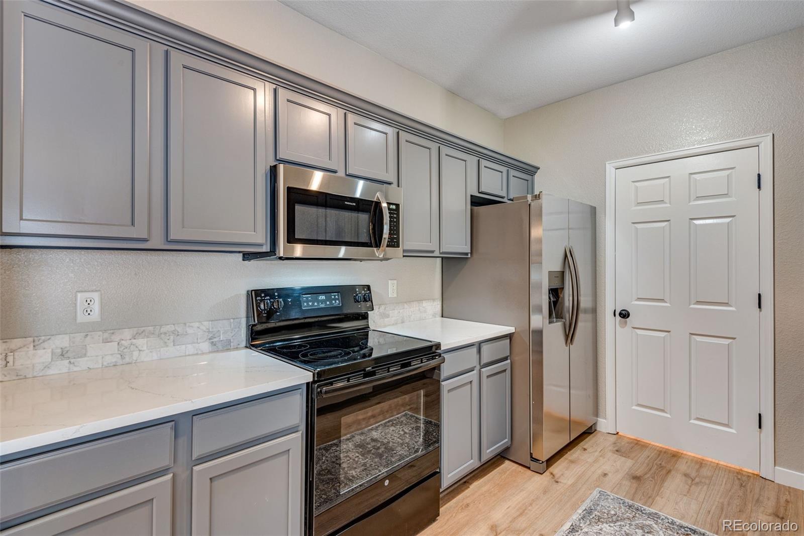 MLS Image #14 for 4451 s ammons street,littleton, Colorado