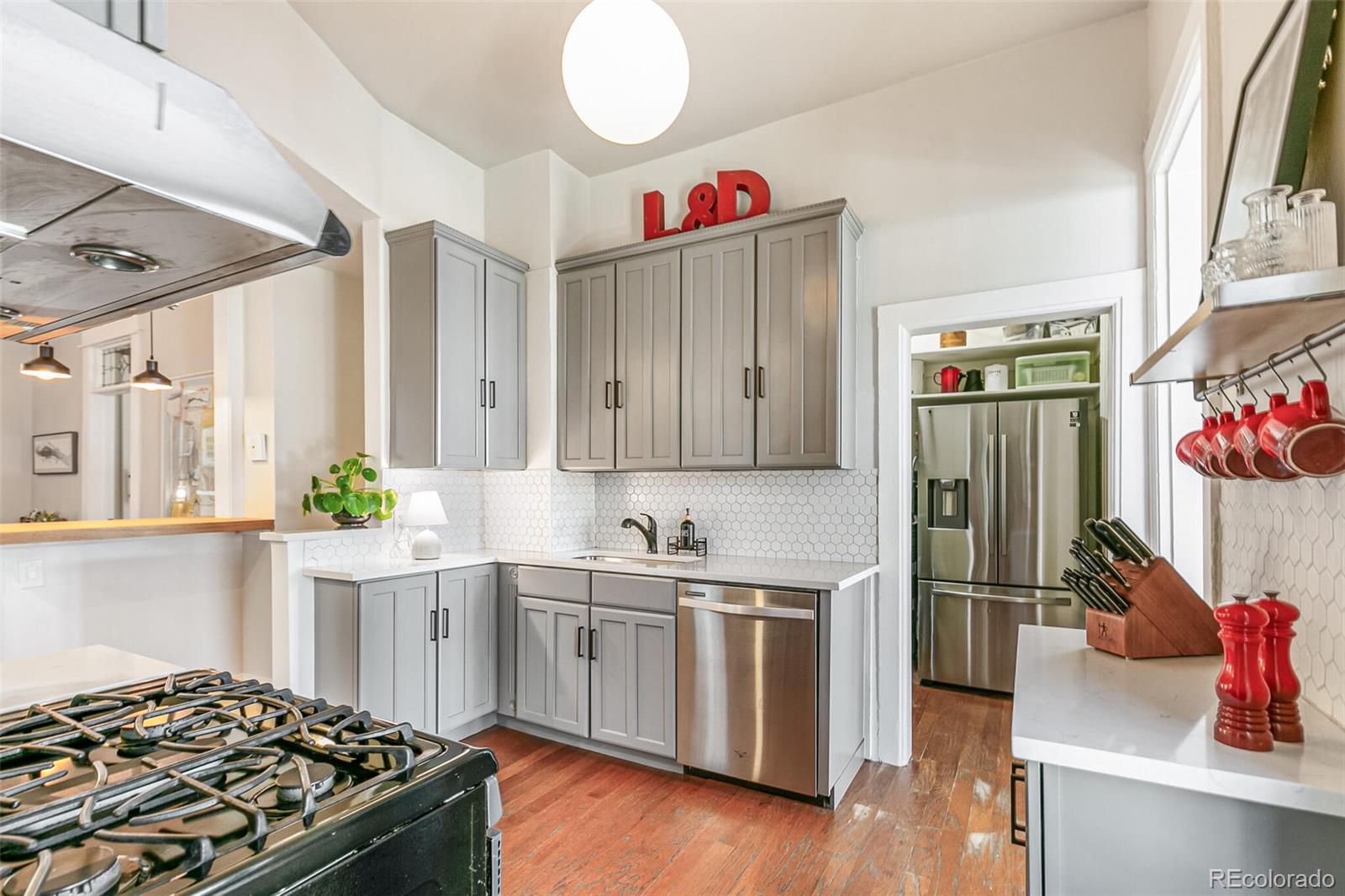 MLS Image #20 for 237 w 3rd avenue,denver, Colorado