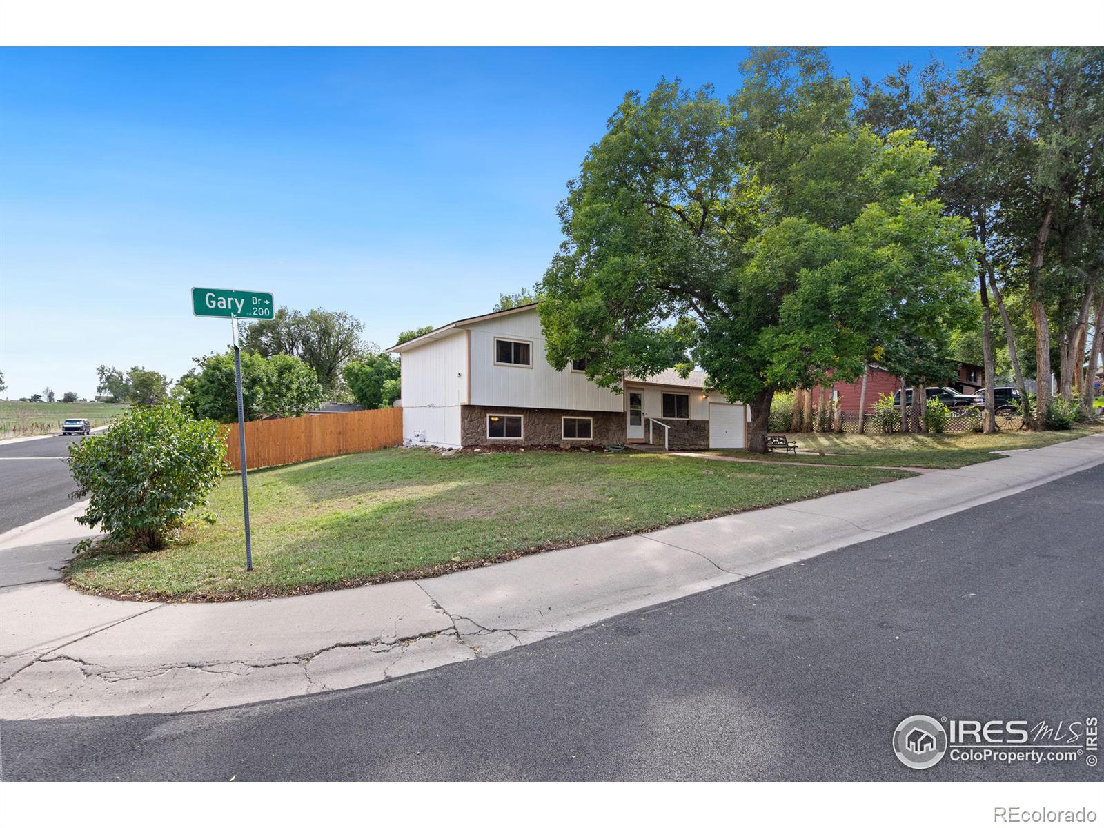 CMA Image for 217  Gary Drive,Fort Collins, Colorado