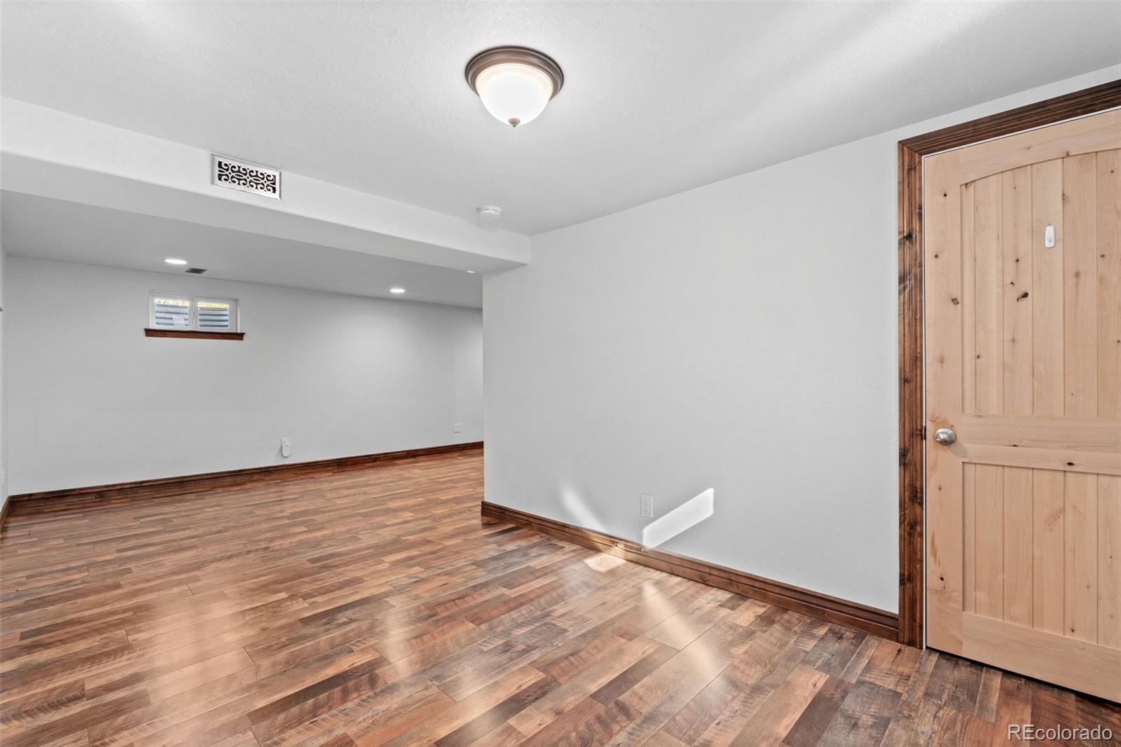 MLS Image #24 for 1363 s niagara street,denver, Colorado