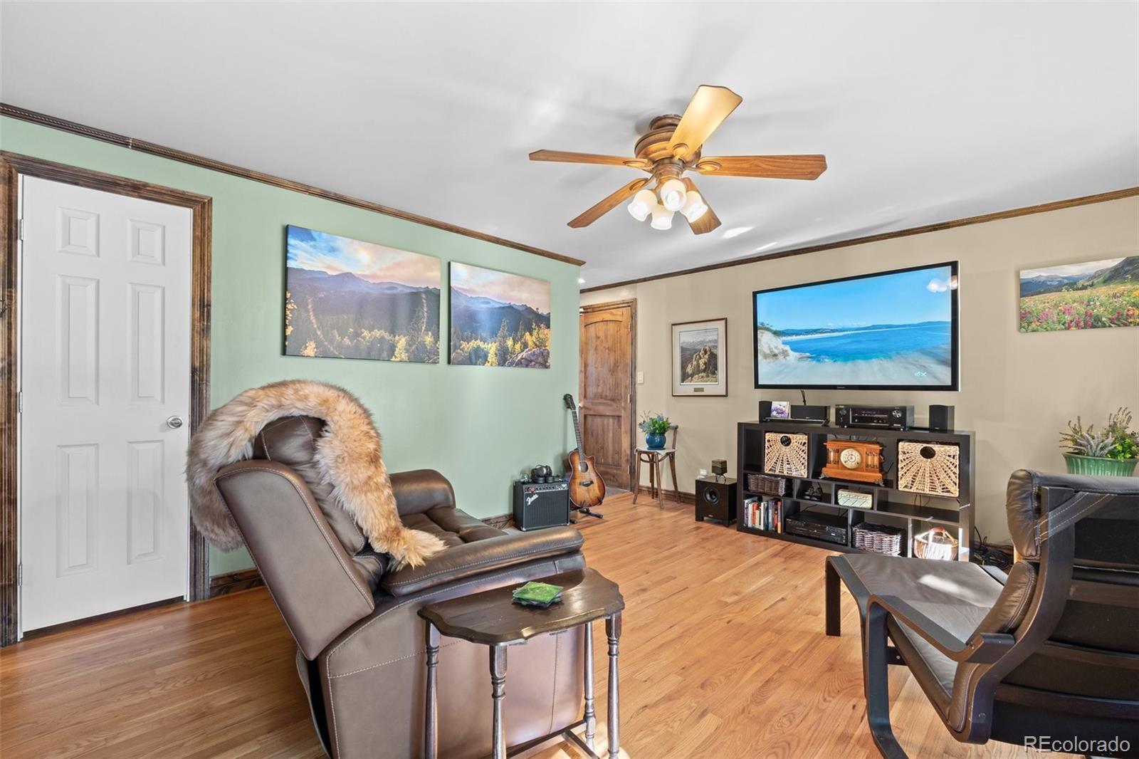 MLS Image #7 for 1363 s niagara street,denver, Colorado