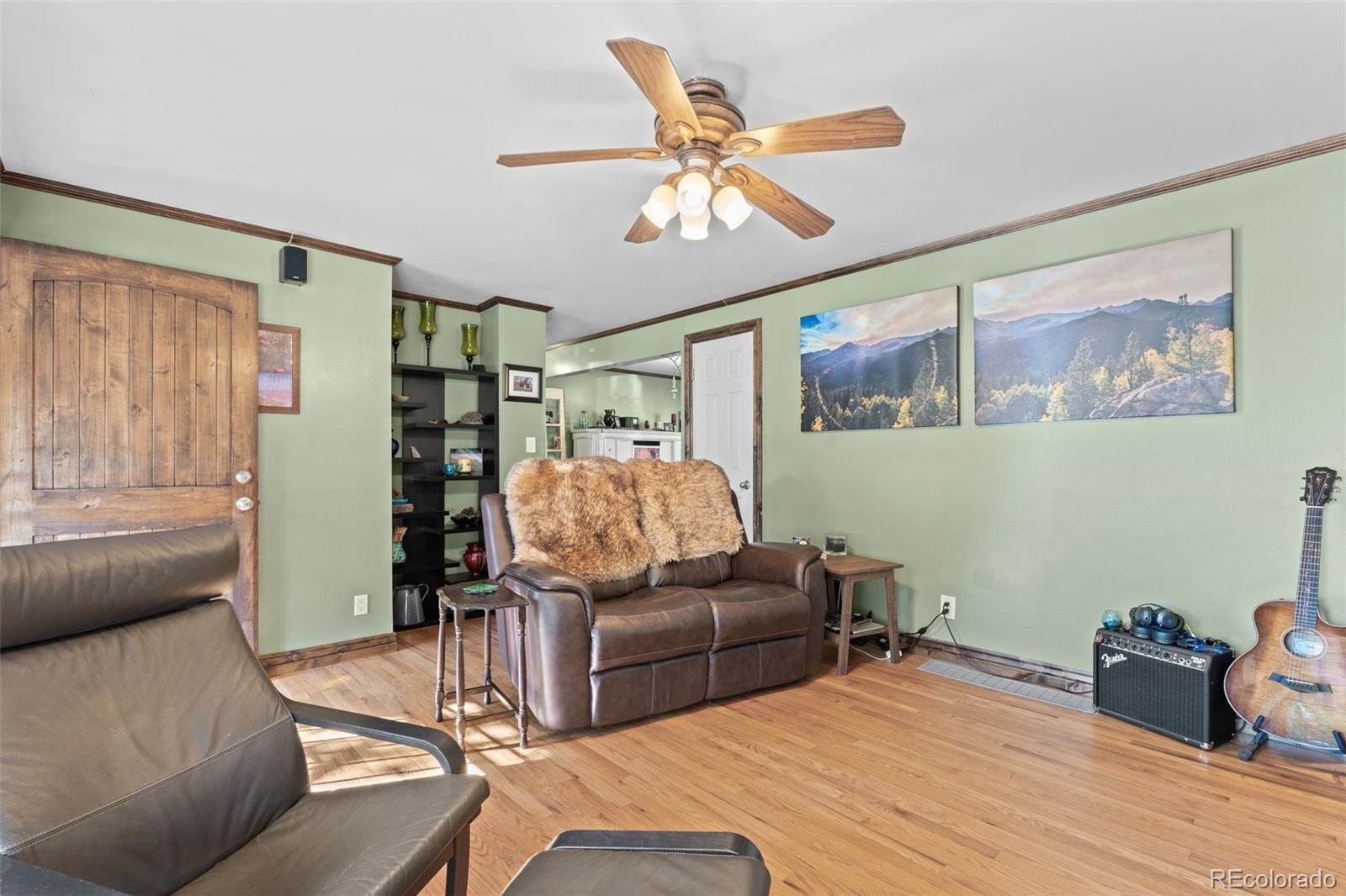 MLS Image #9 for 1363 s niagara street,denver, Colorado