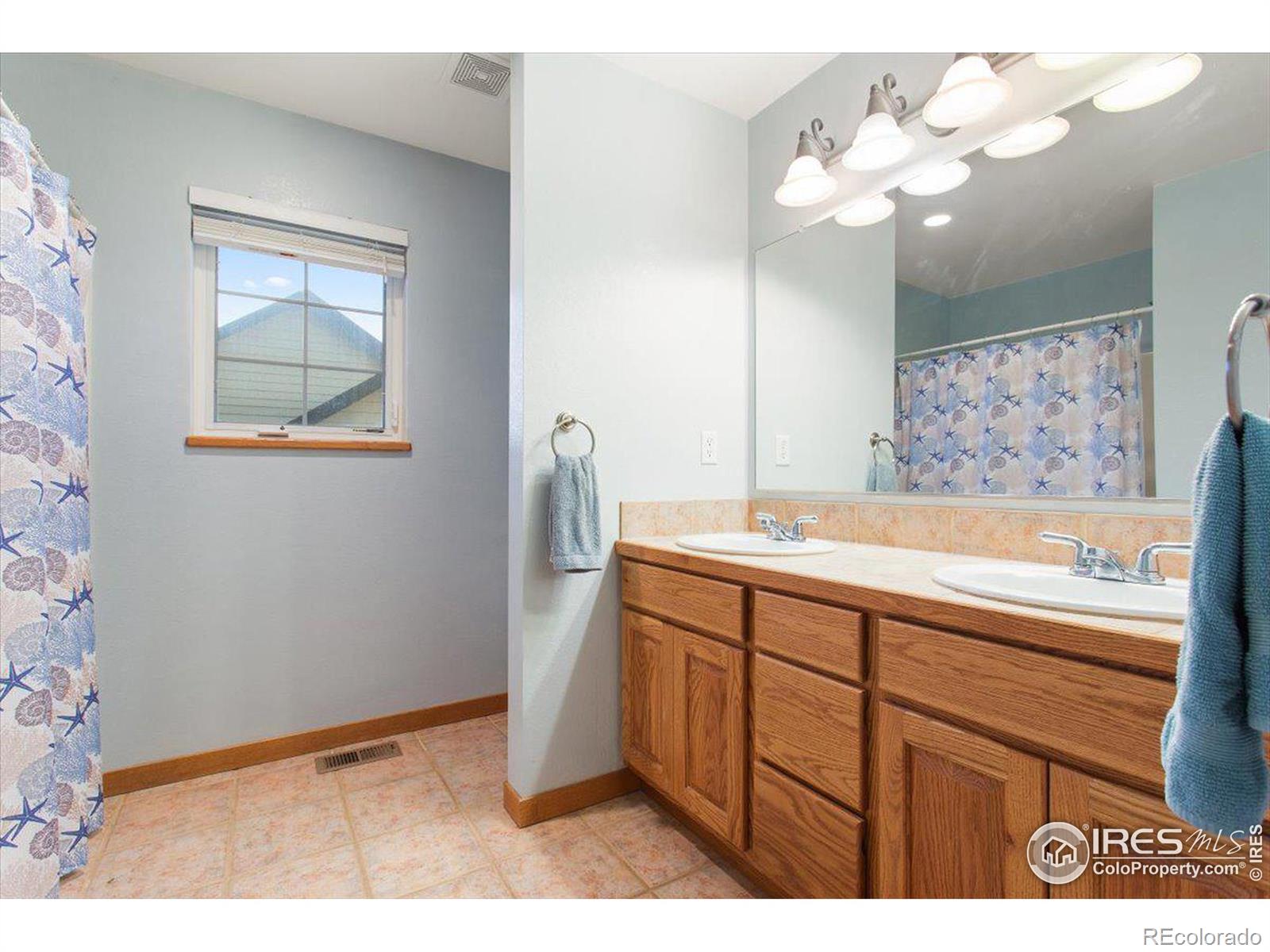 MLS Image #18 for 132  settlers drive,eaton, Colorado