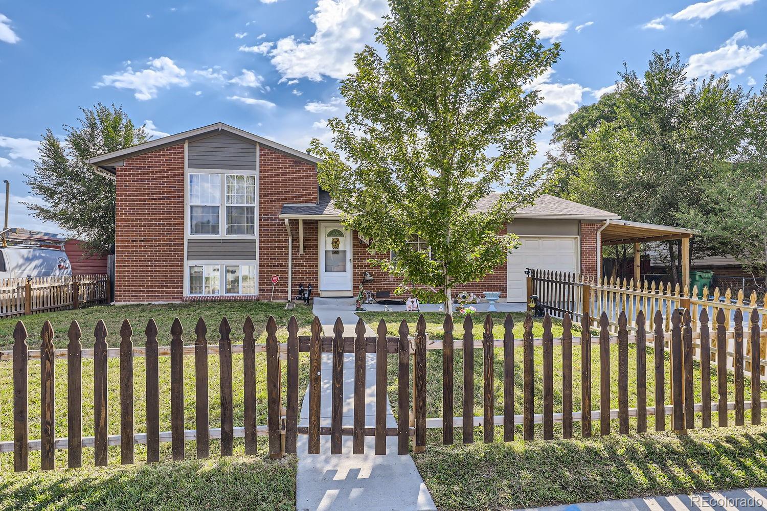 MLS Image #1 for 1624  nueva vista drive,denver, Colorado