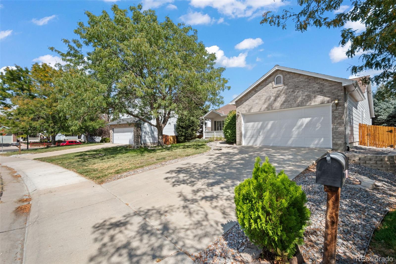 MLS Image #2 for 11480  moline street,commerce city, Colorado