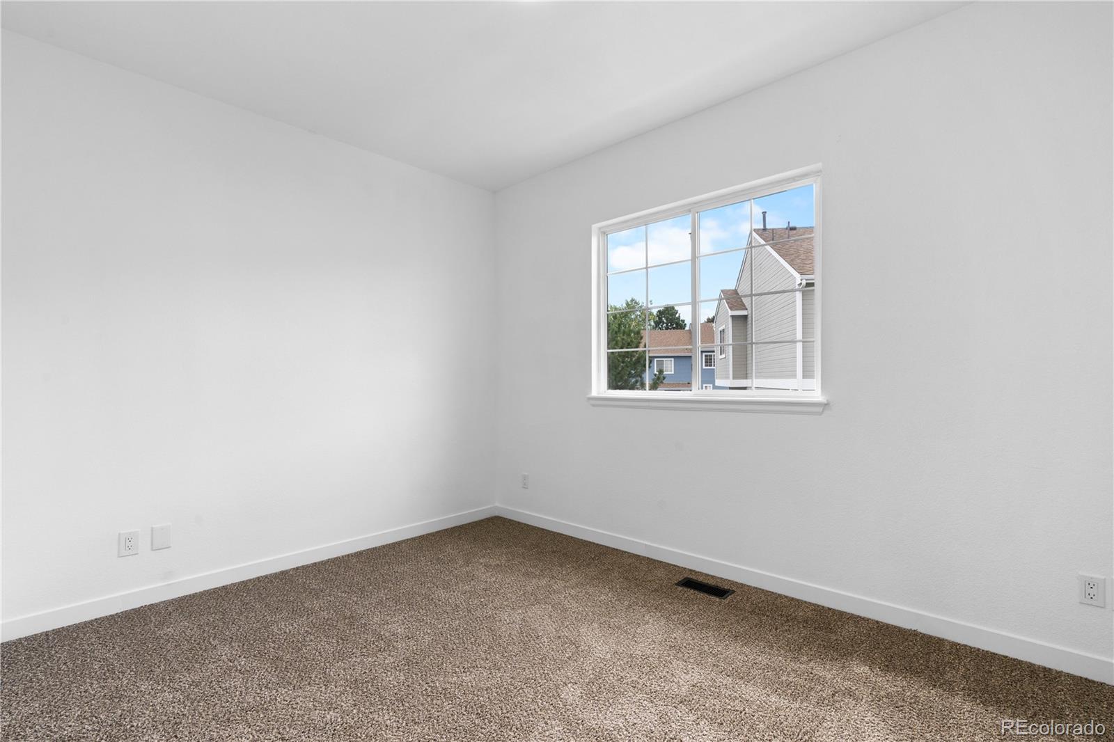 MLS Image #13 for 8199  welby rd ,denver, Colorado