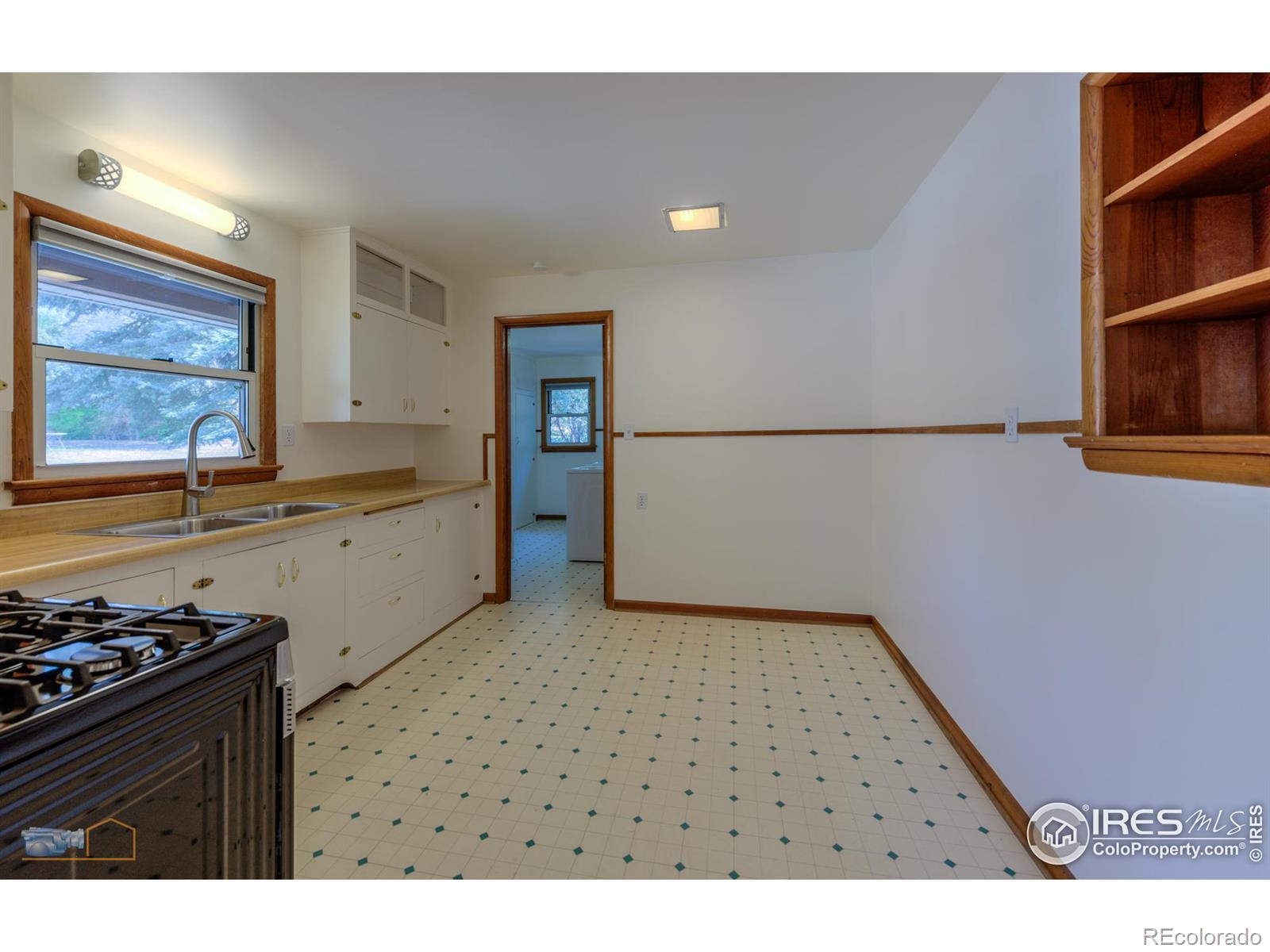 MLS Image #12 for 1831  spruce avenue,longmont, Colorado