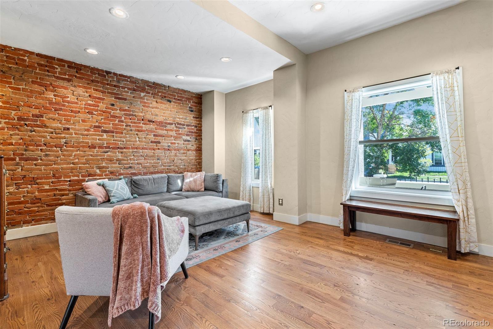 MLS Image #5 for 3117 n marion street,denver, Colorado