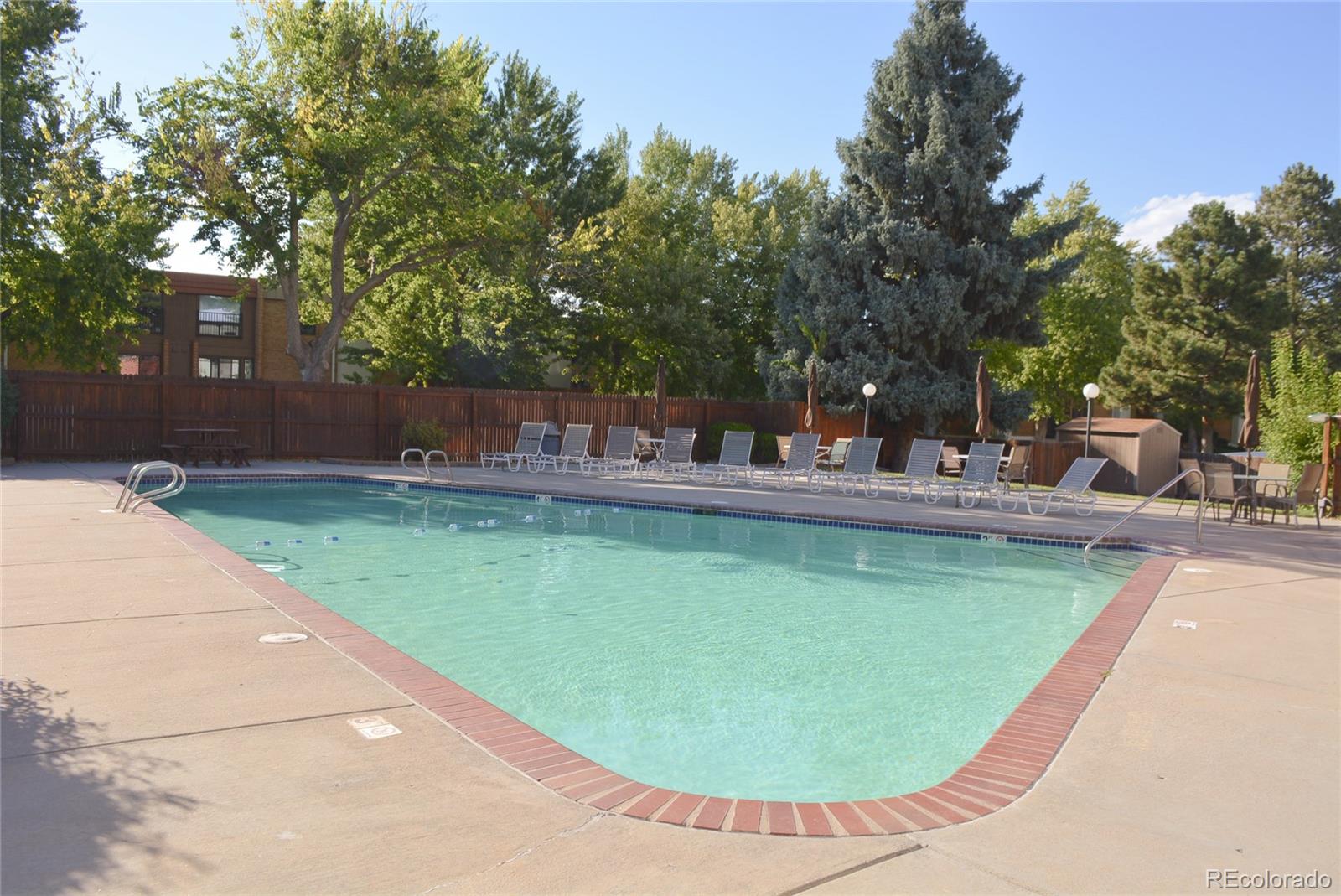 MLS Image #27 for 2815 s locust street,denver, Colorado