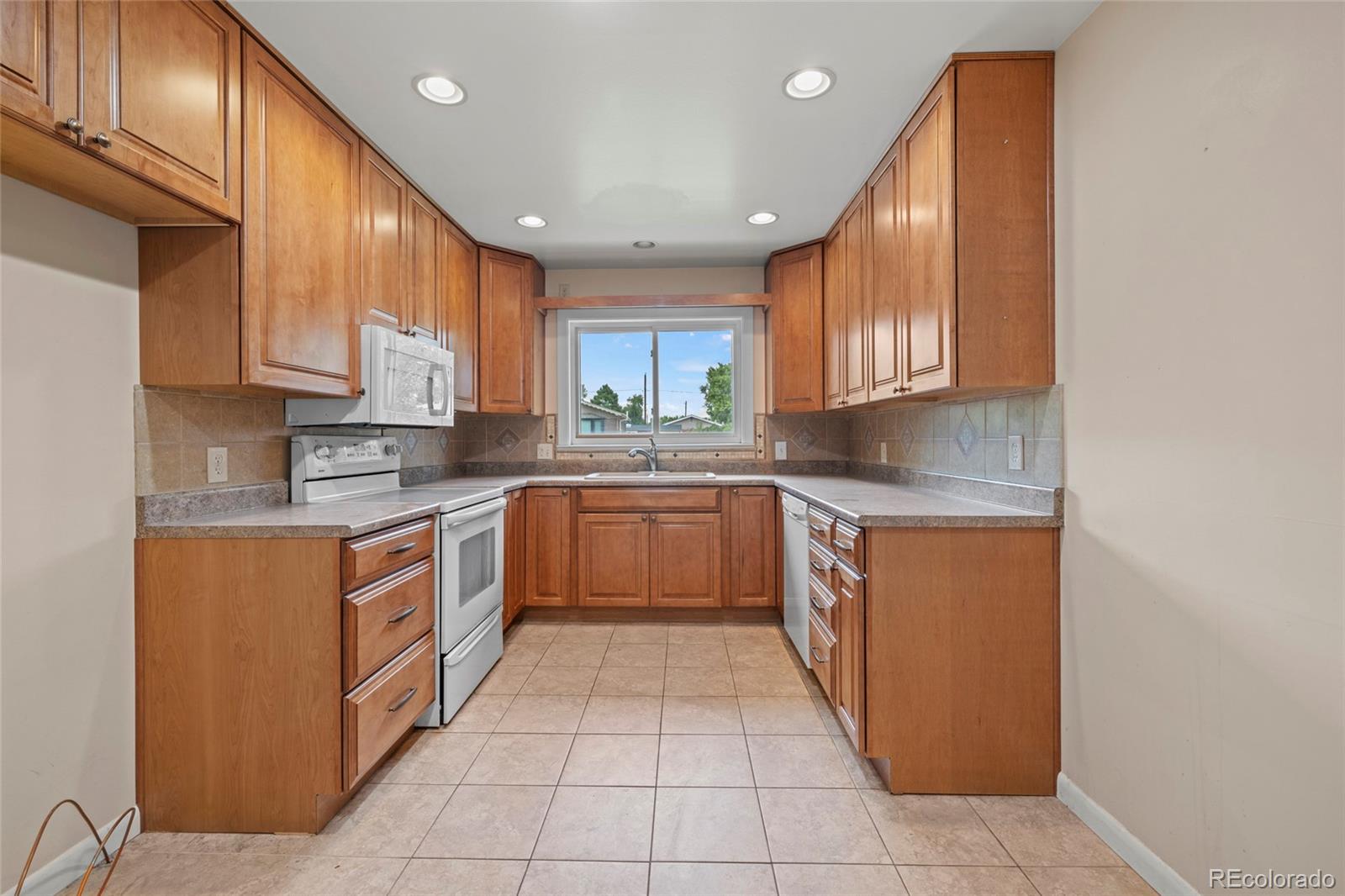 MLS Image #15 for 1242 e 108th avenue,northglenn, Colorado