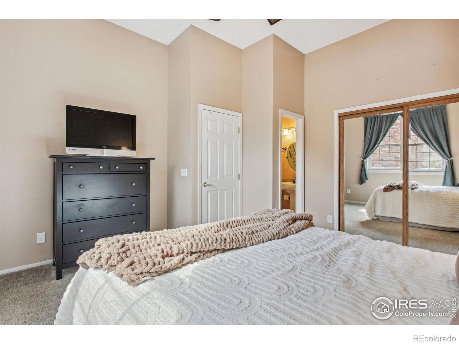 MLS Image #14 for 12162  bannock circle,denver, Colorado