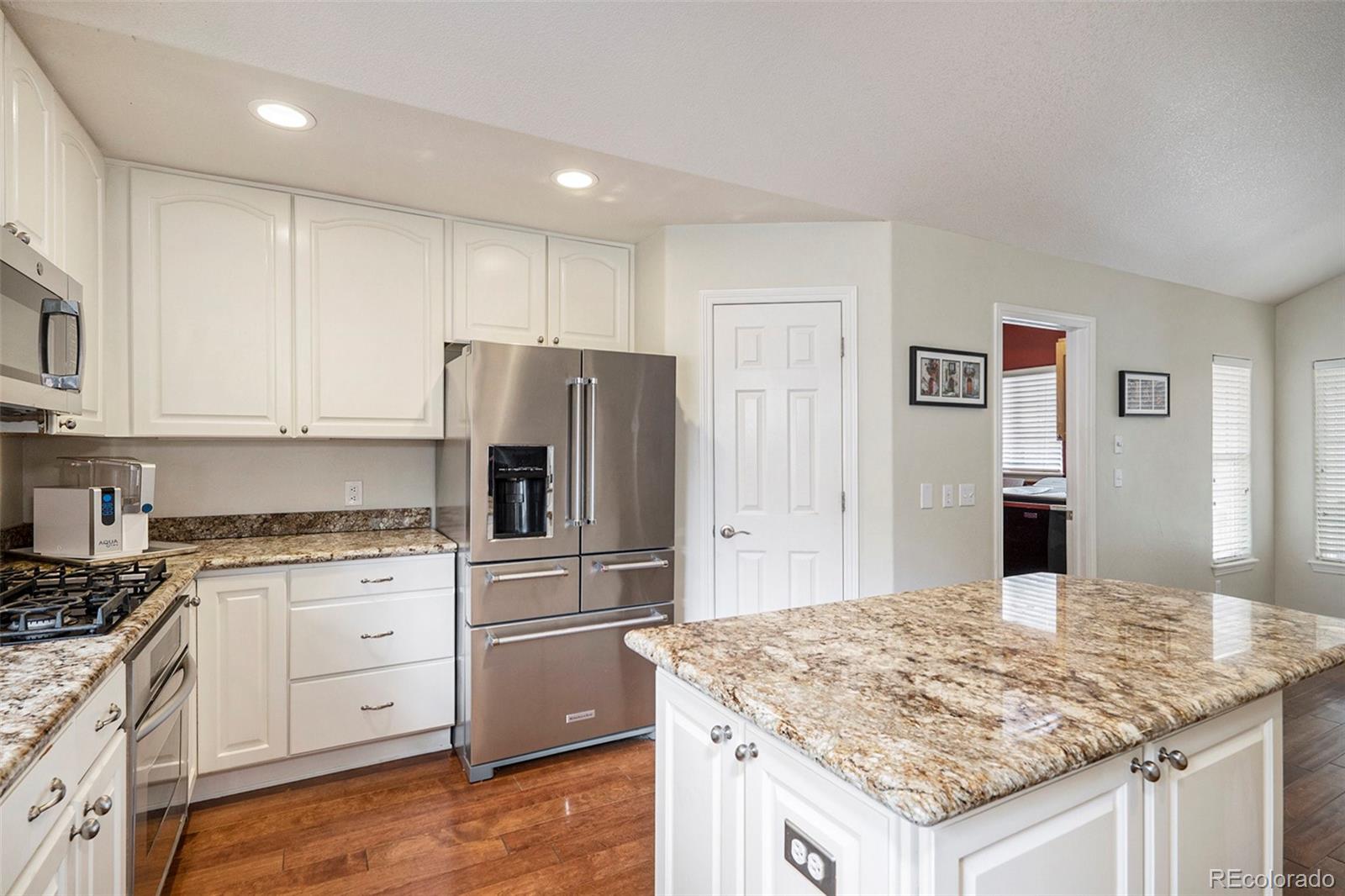 MLS Image #10 for 1405  castlepoint circle,castle pines, Colorado