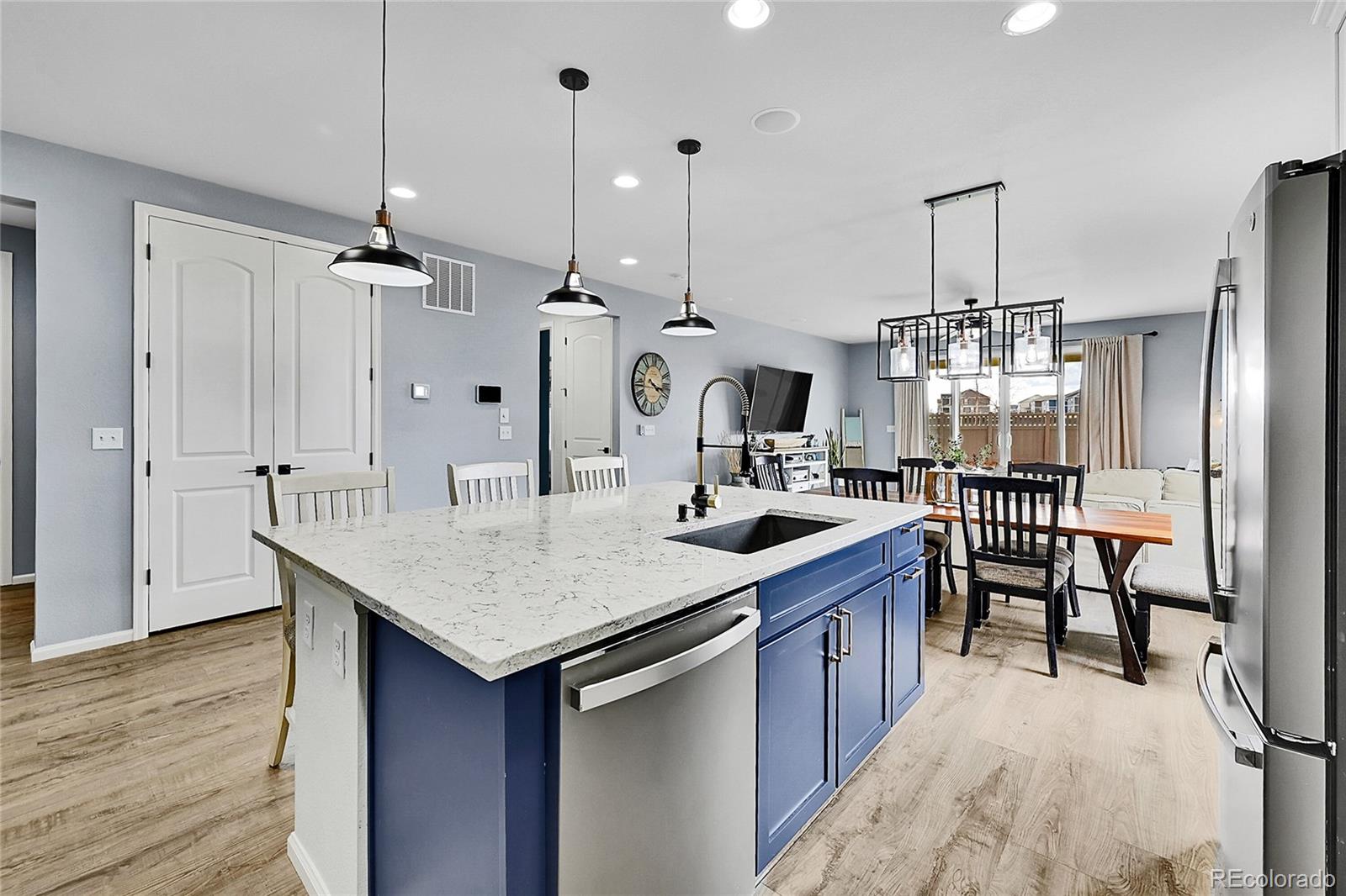 MLS Image #15 for 284 s titus street,aurora, Colorado