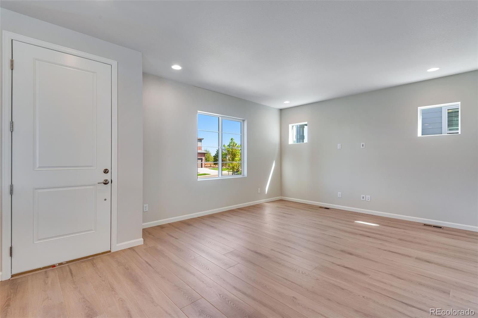 MLS Image #9 for 17844 e 107th place,commerce city, Colorado