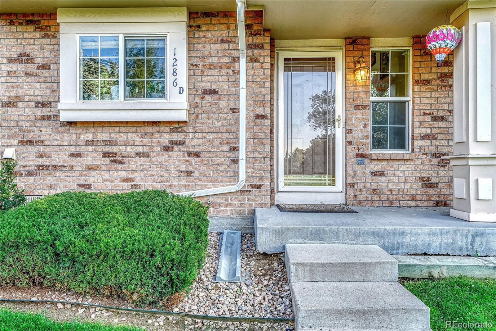 MLS Image #3 for 1286 s zeno circle,aurora, Colorado