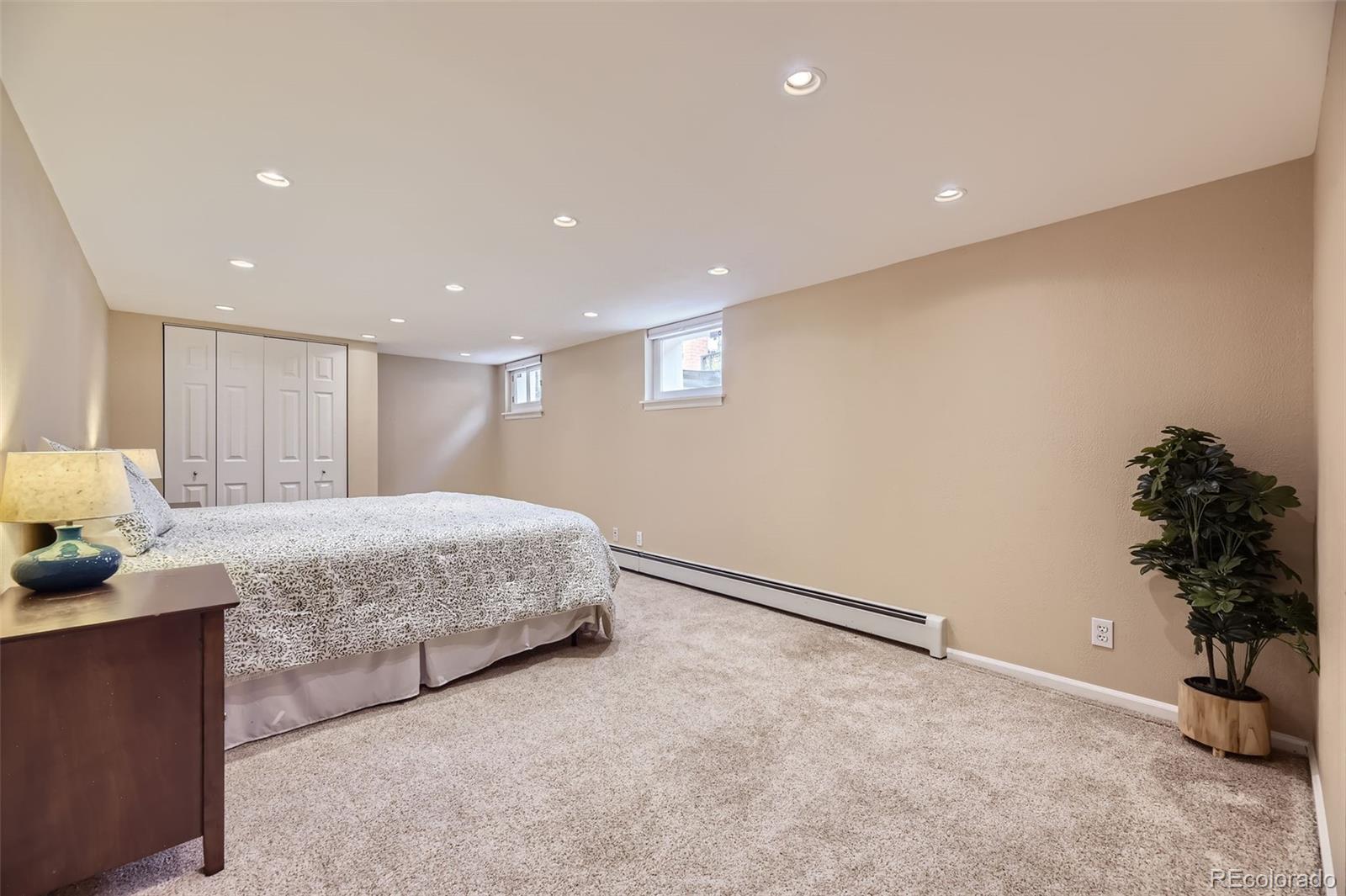 MLS Image #18 for 1288 s emerson street,denver, Colorado