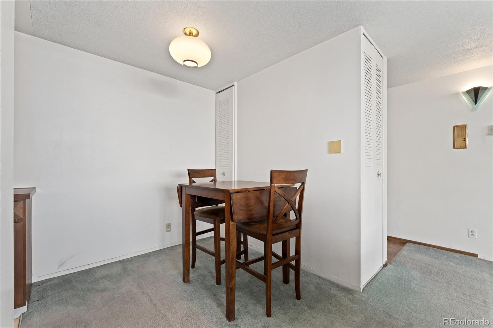 MLS Image #6 for 1155 n ash street,denver, Colorado