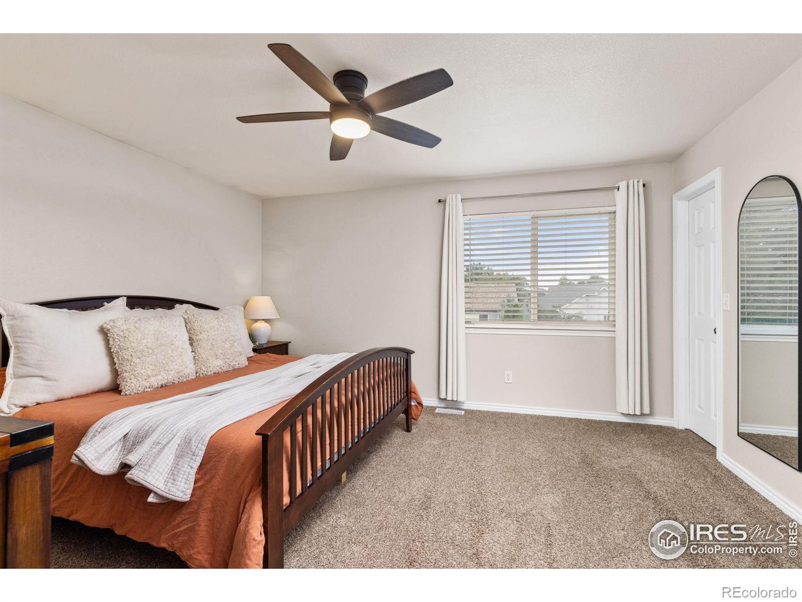 MLS Image #18 for 521  springwood court,windsor, Colorado