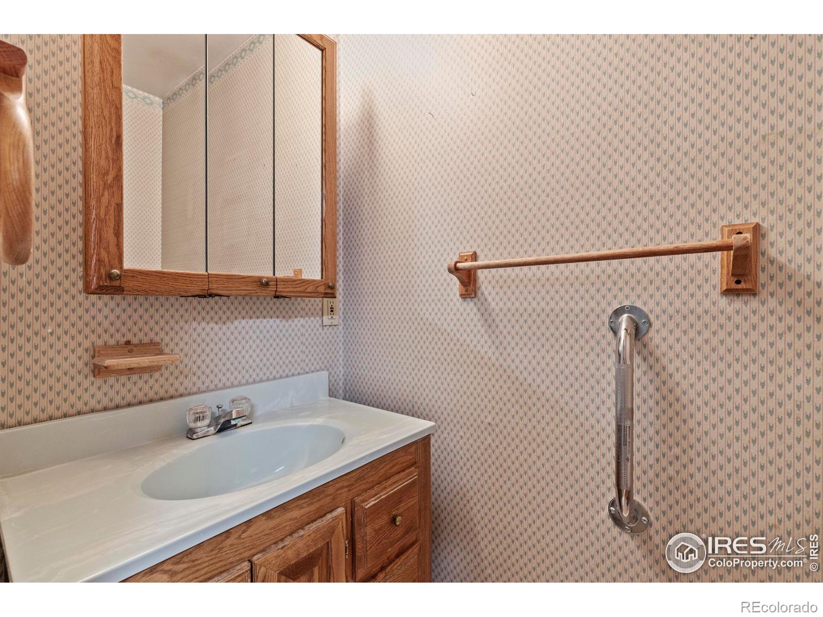 MLS Image #11 for 8230  zuni street,denver, Colorado