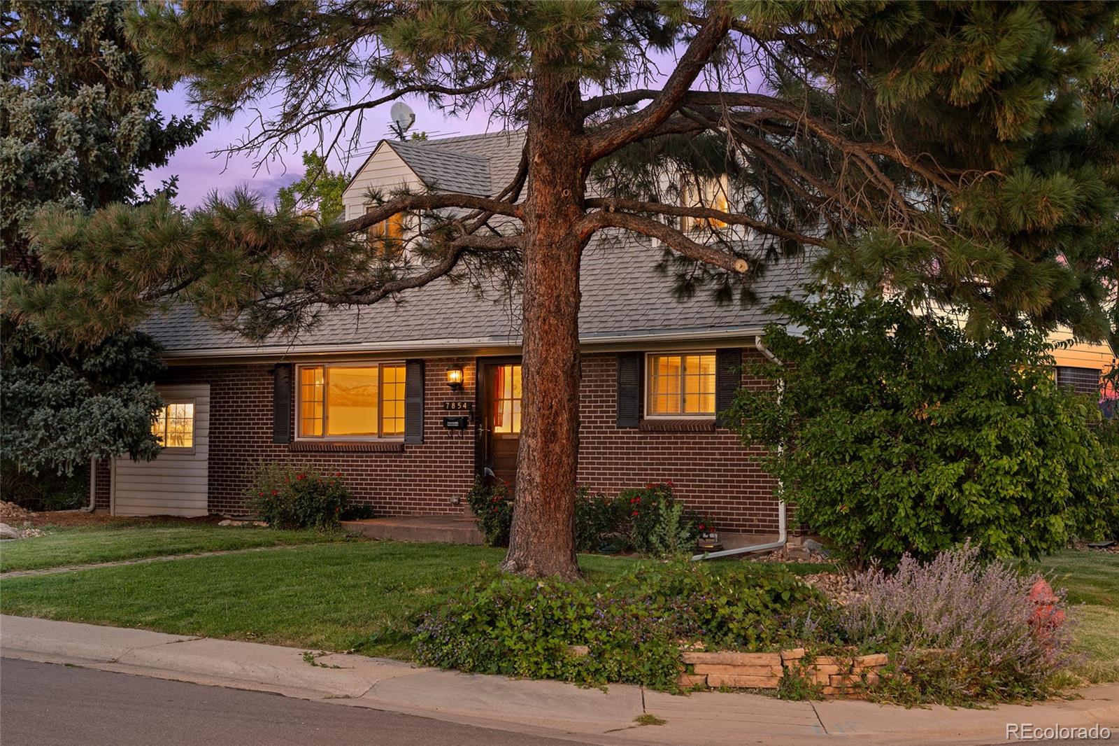 MLS Image #2 for 7854  logan street,denver, Colorado