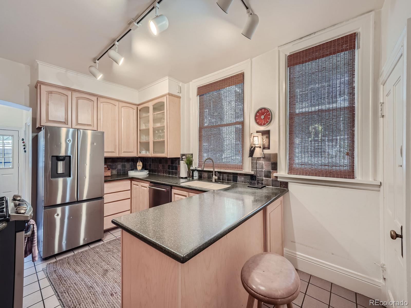 MLS Image #12 for 1163  vine street,denver, Colorado