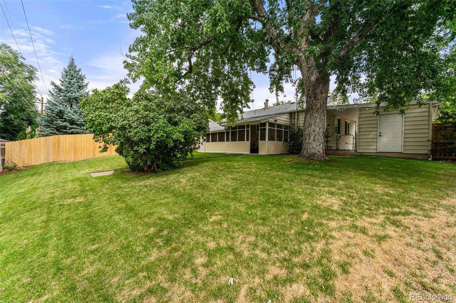 MLS Image #26 for 1869 s filbert court,denver, Colorado