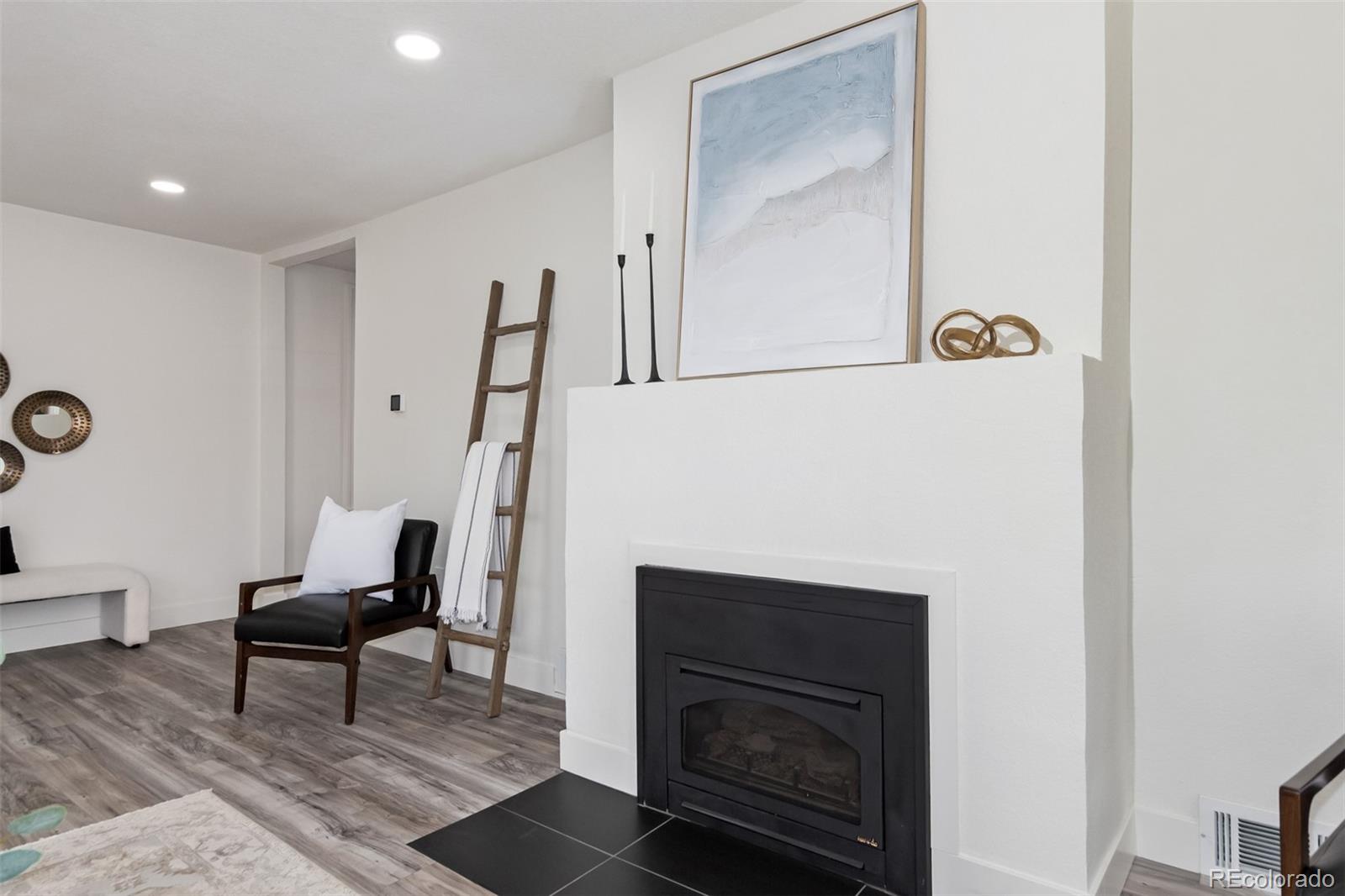 MLS Image #4 for 634  colorado boulevard,denver, Colorado