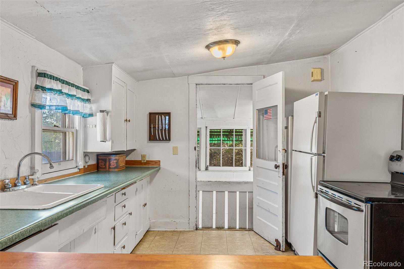 MLS Image #22 for 2862 s grant street,englewood, Colorado