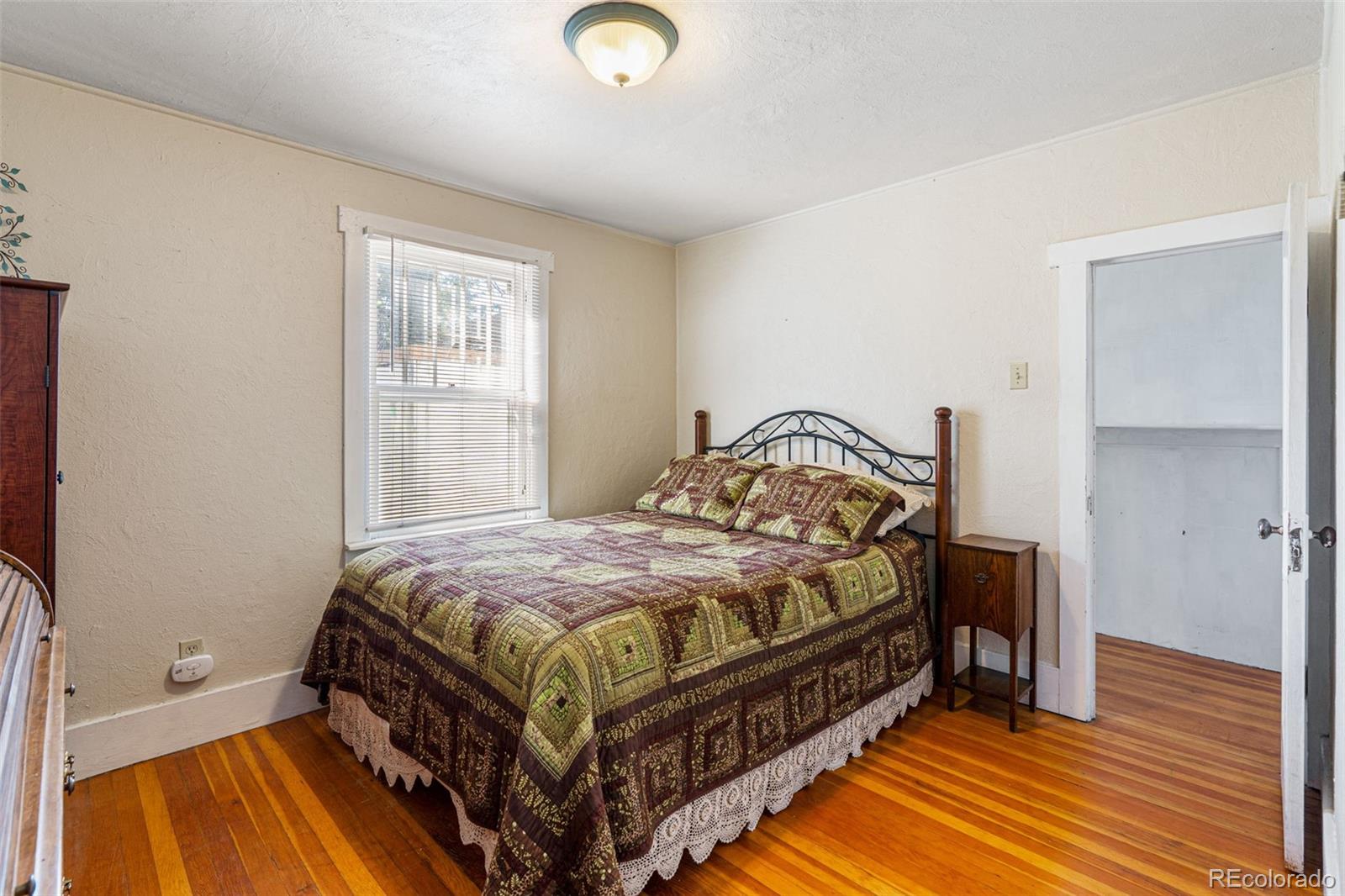 MLS Image #26 for 2862 s grant street,englewood, Colorado