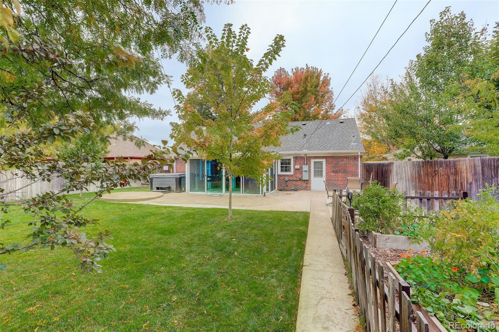 MLS Image #25 for 1960  roslyn street,denver, Colorado