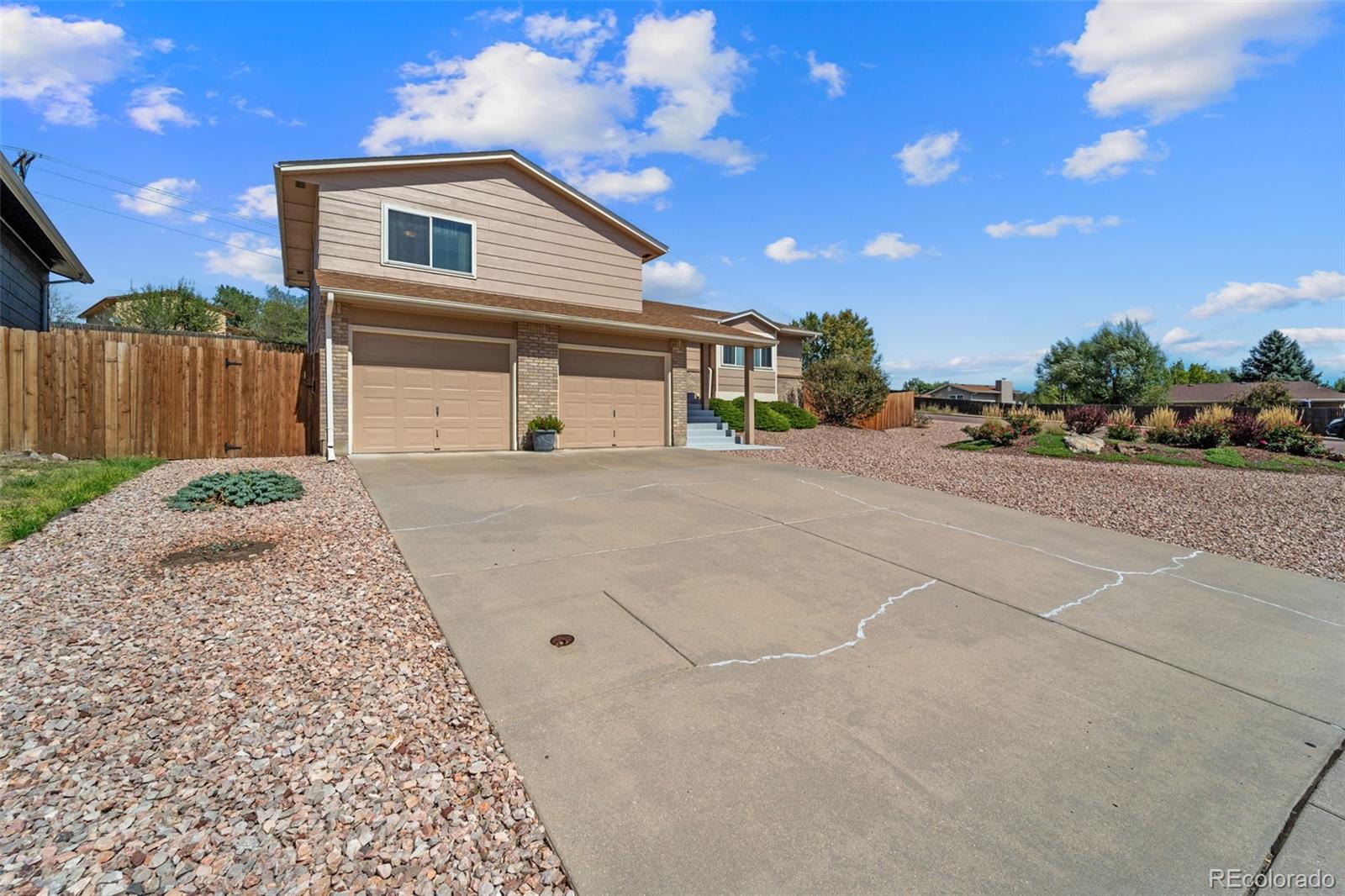 MLS Image #3 for 7710  woody creek drive,colorado springs, Colorado