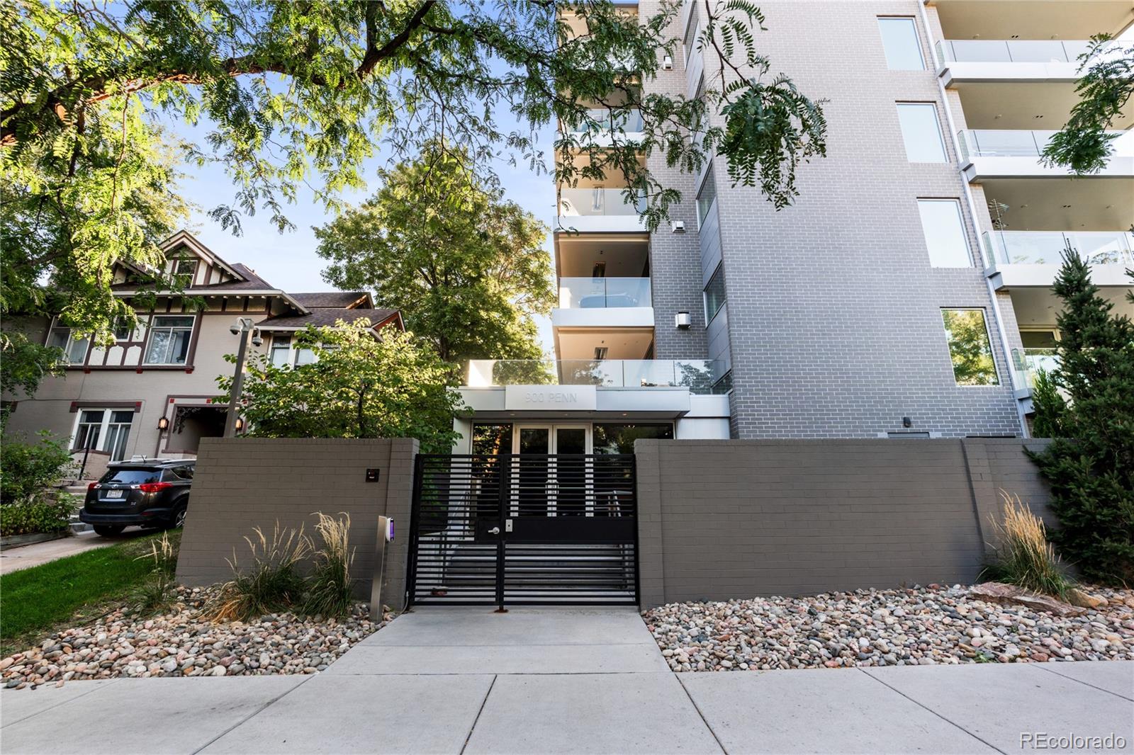 MLS Image #30 for 900 n pennsylvania street,denver, Colorado