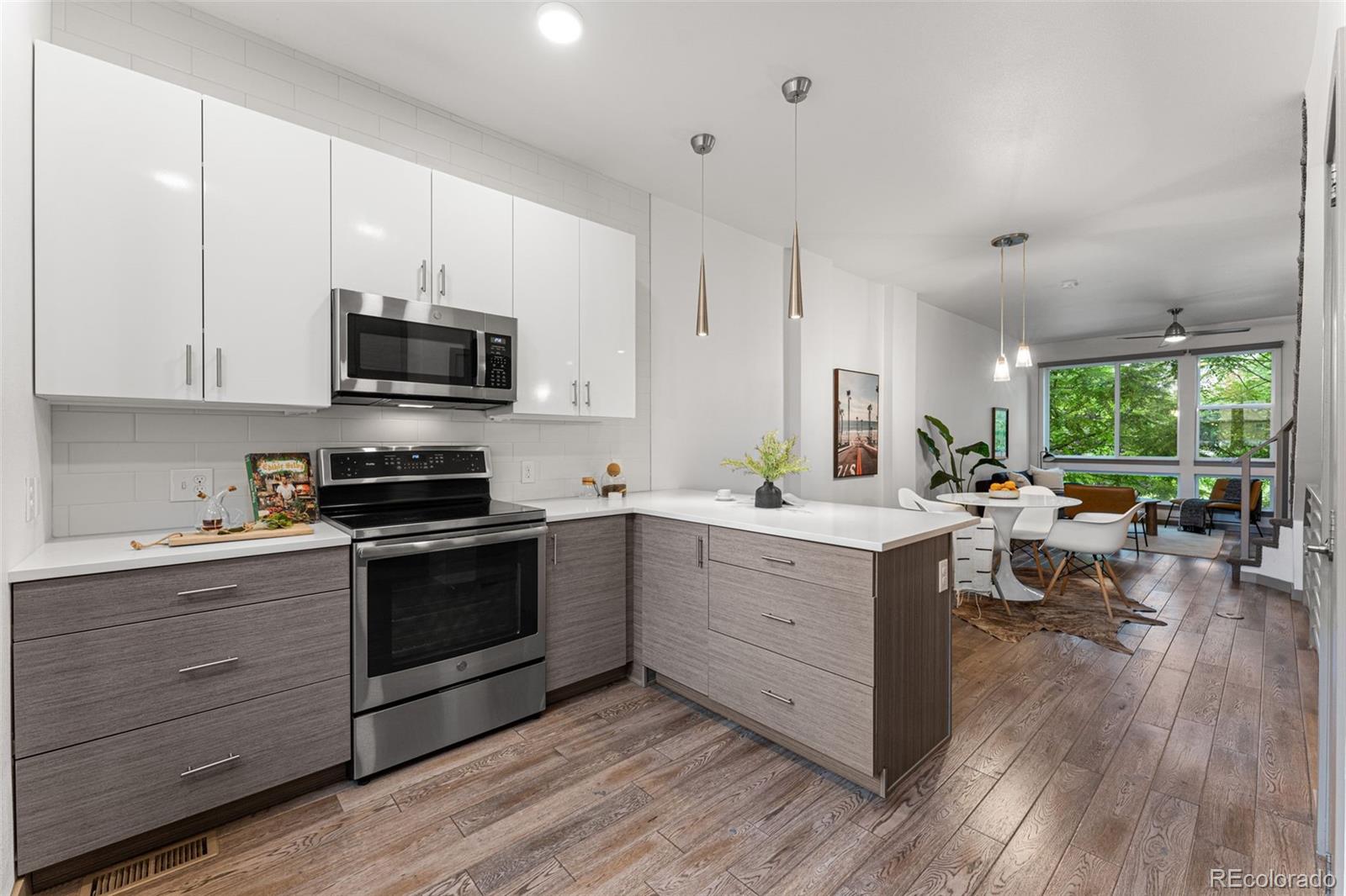 MLS Image #15 for 385  22nd street,denver, Colorado