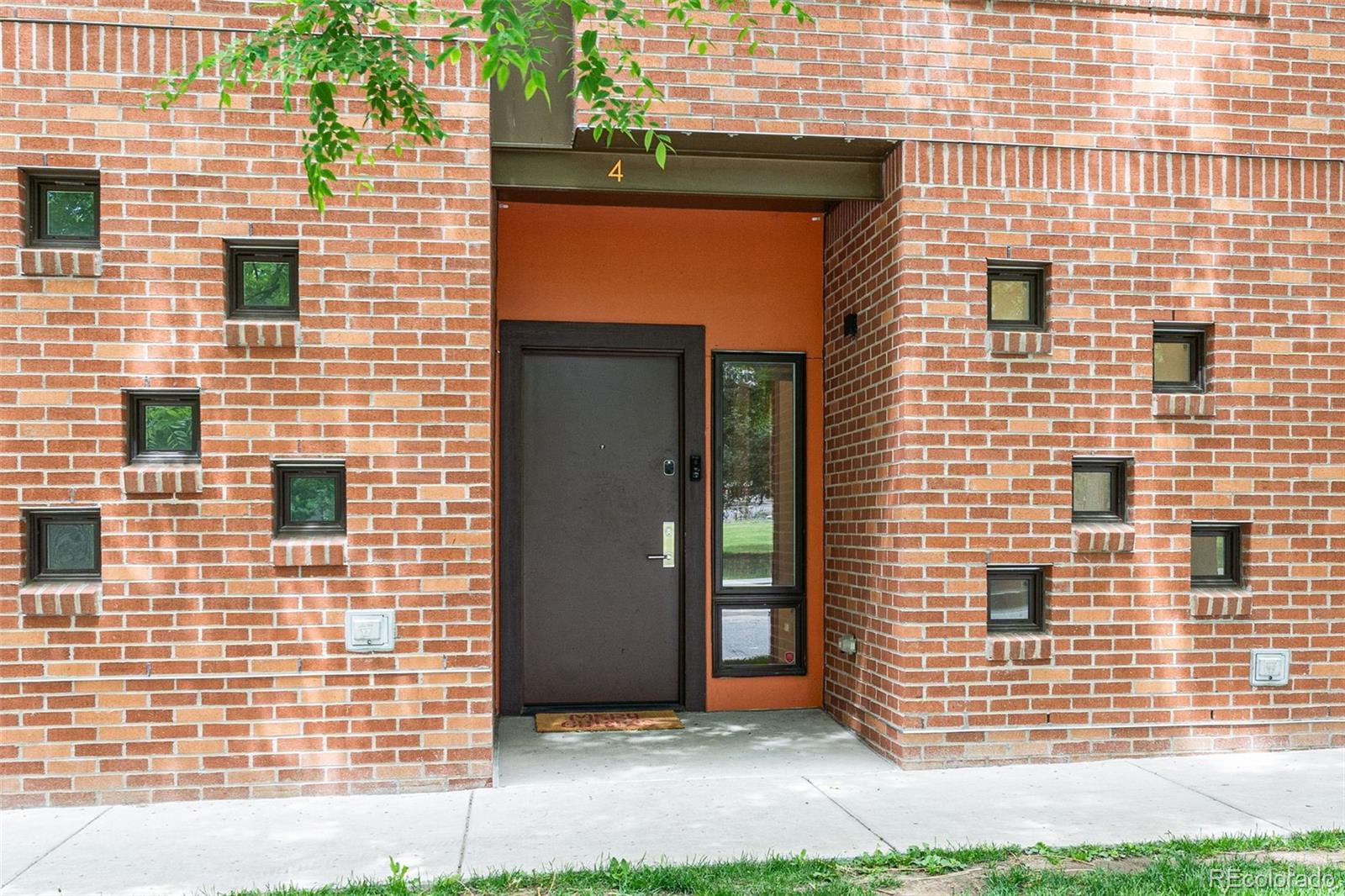 MLS Image #2 for 385  22nd street,denver, Colorado