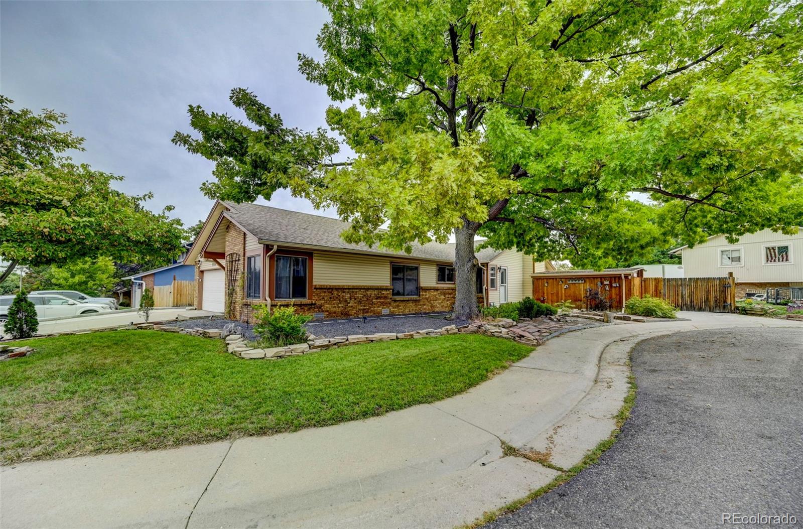 MLS Image #46 for 7338 s yukon court,littleton, Colorado