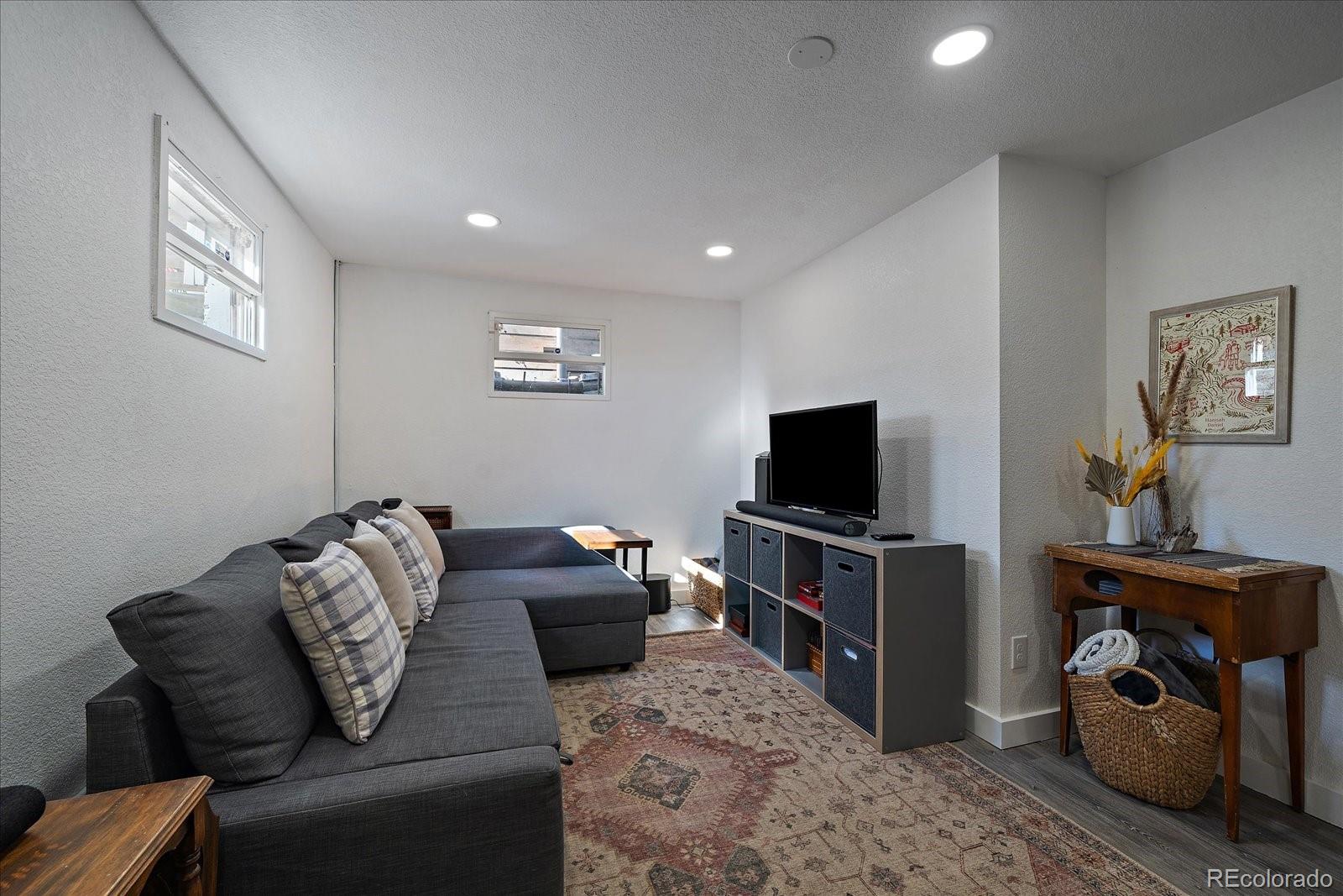 MLS Image #16 for 950  tennyson street,denver, Colorado