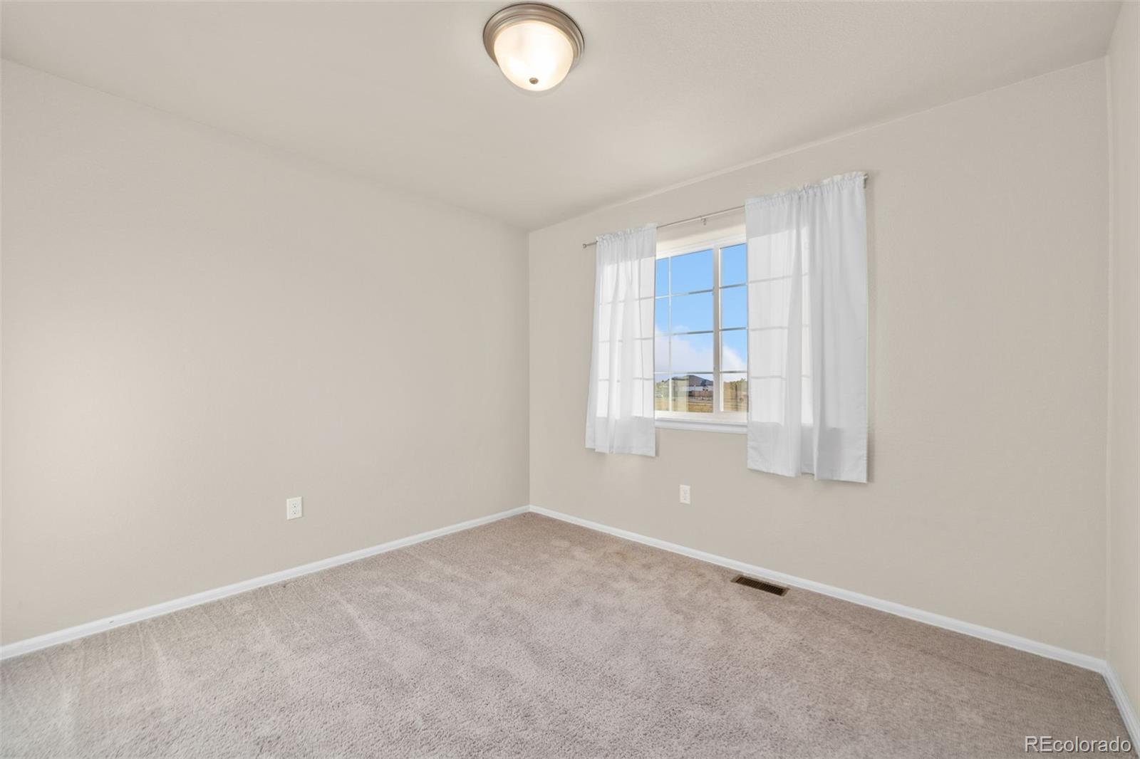 MLS Image #16 for 2033  moon rise drive,windsor, Colorado