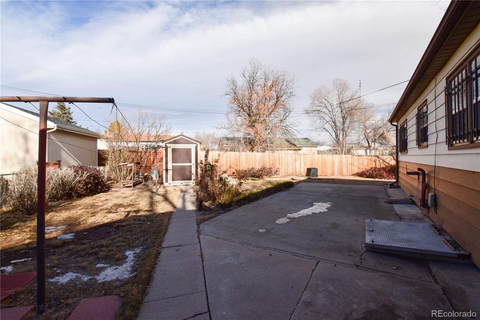 MLS Image #11 for 5063 w center drive,denver, Colorado