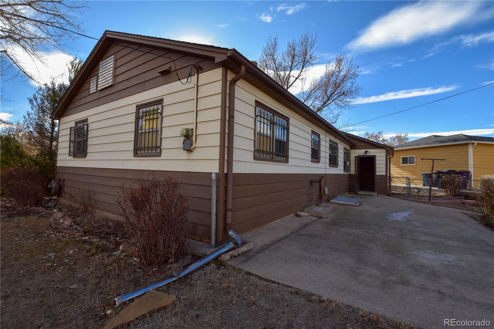 MLS Image #12 for 5063 w center drive,denver, Colorado