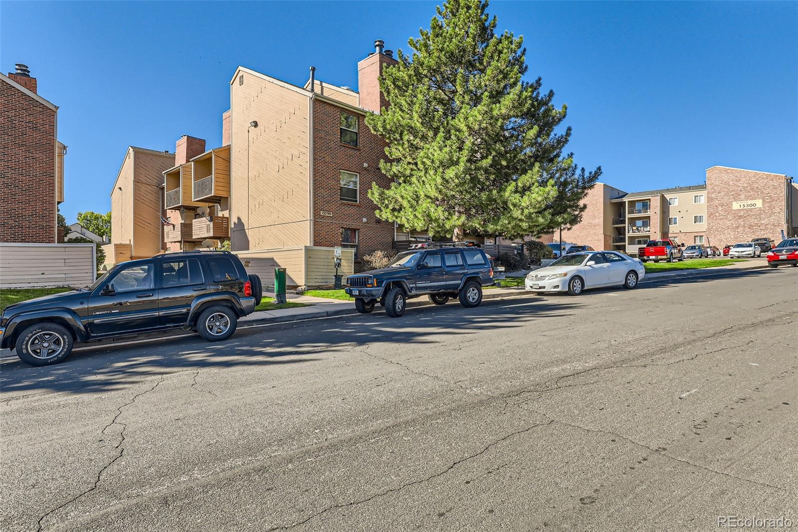 CMA Image for 15390 E Arizona Avenue,Aurora, Colorado