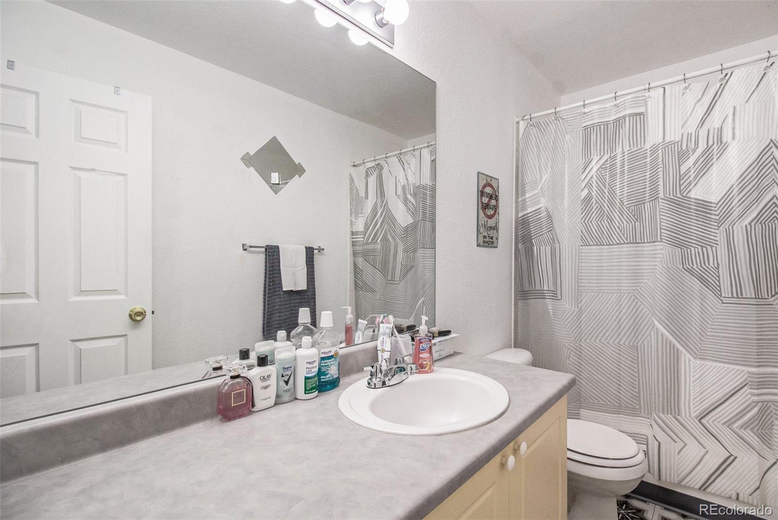 MLS Image #16 for 2644  devonshire court,denver, Colorado