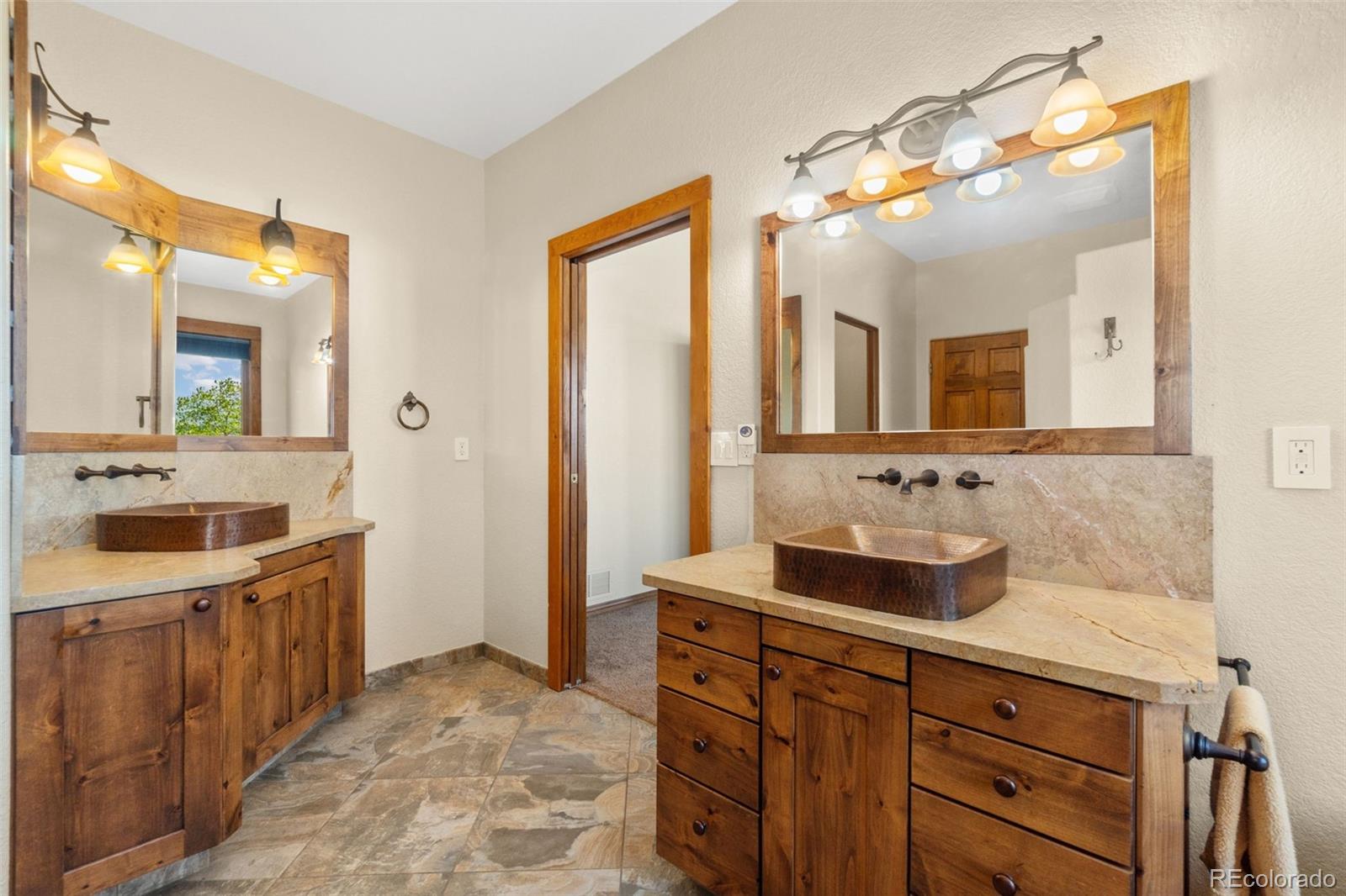 MLS Image #22 for 2931  breakwater way,longmont, Colorado