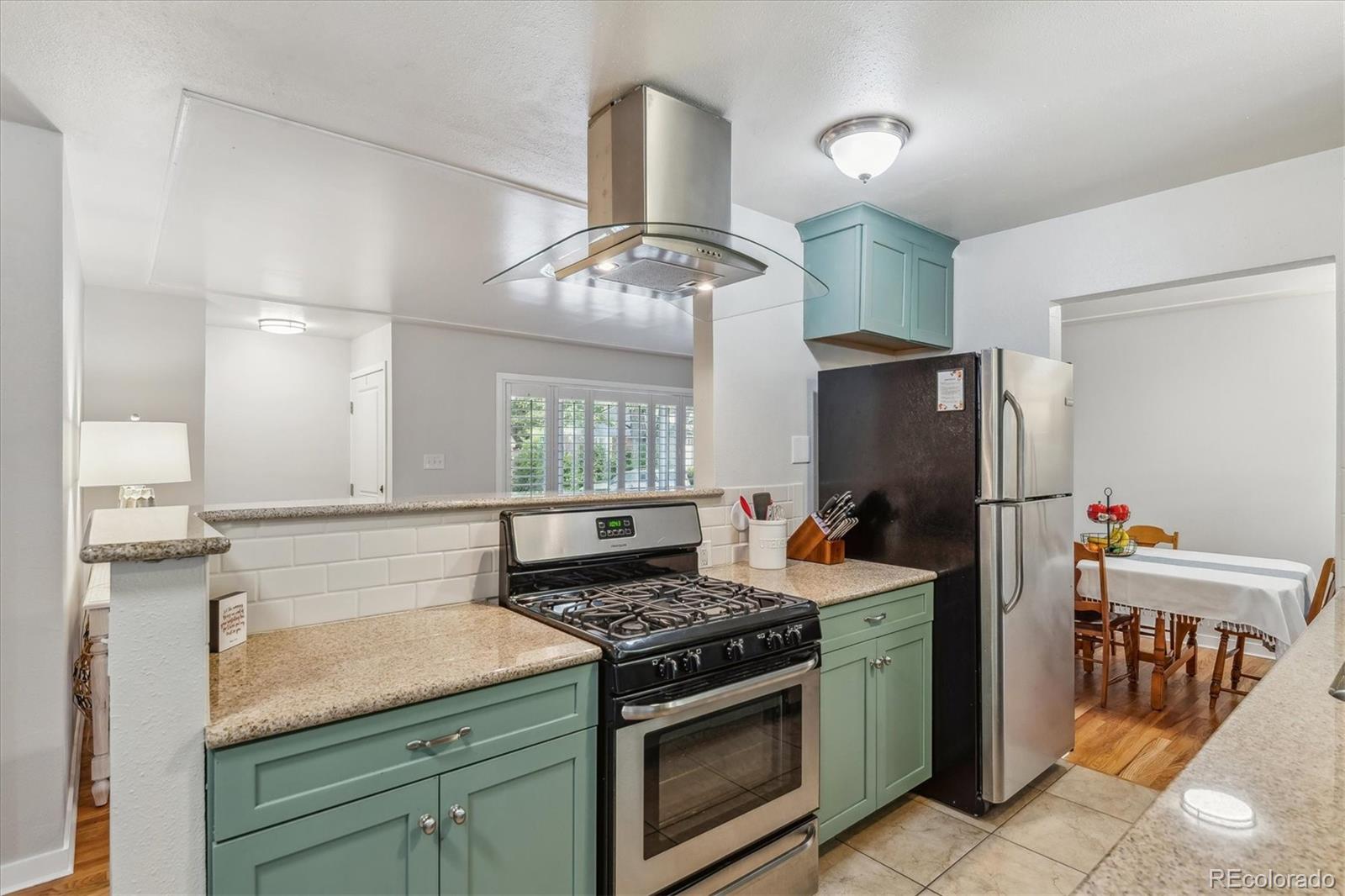 MLS Image #9 for 5670 e amherst avenue,denver, Colorado